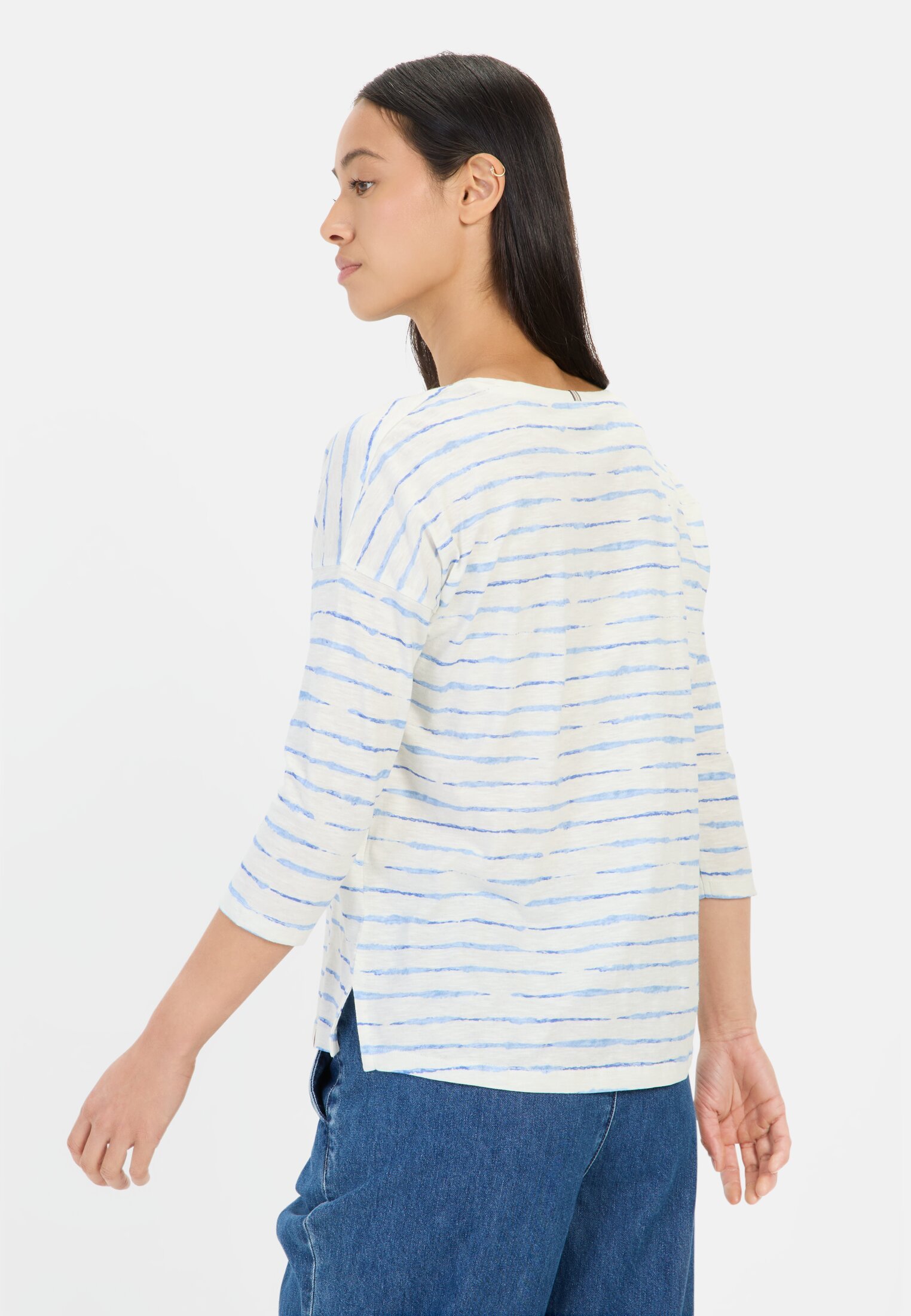 camelactive_T-Shirt_French_Blue_Stripes_309366-5T70-42_M2 Women Long-sleeved shirt made of pure cotton Blue worn back