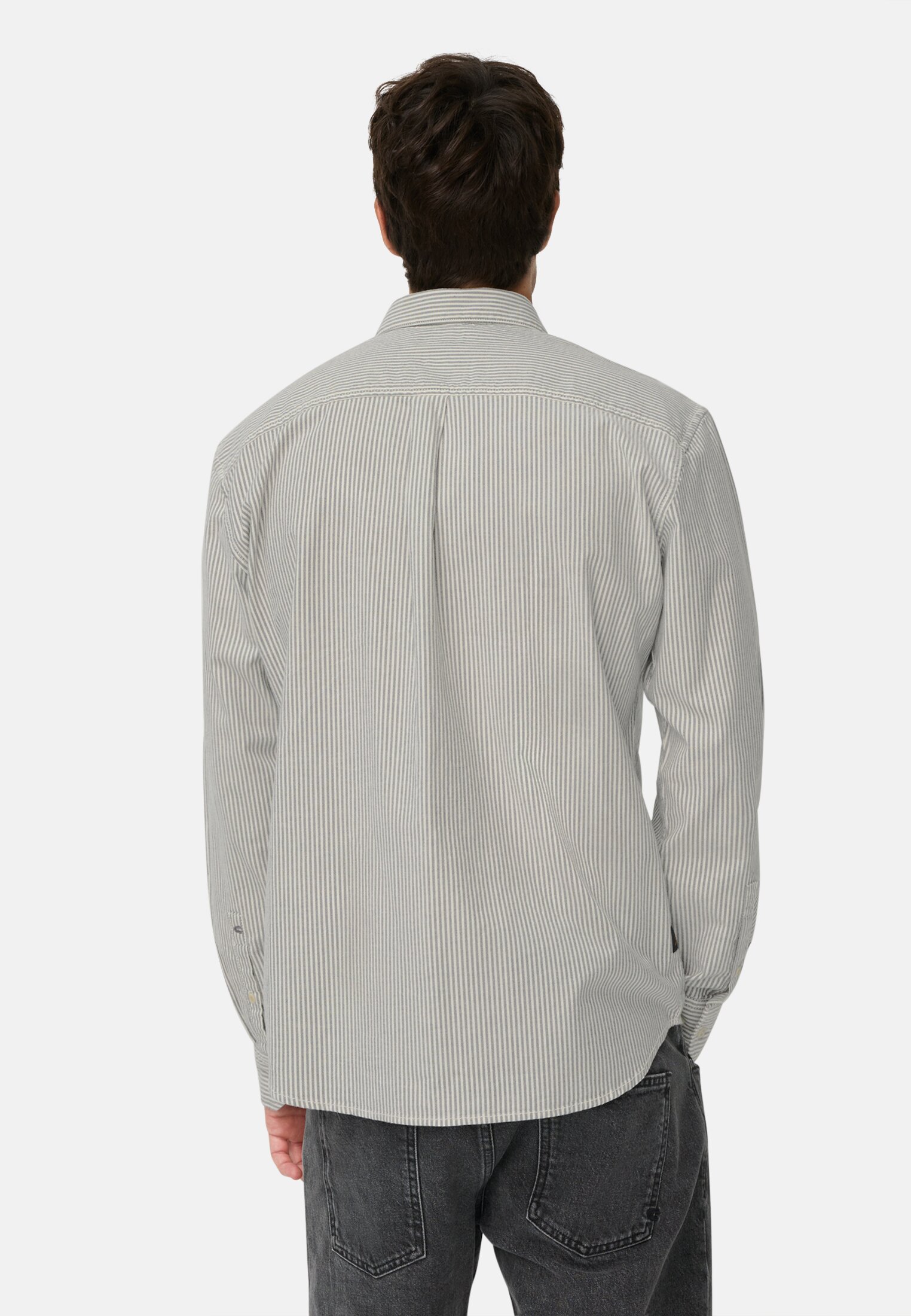 Heren Langemouwenshirt met antibacteriële functie Zwart gedragen achter