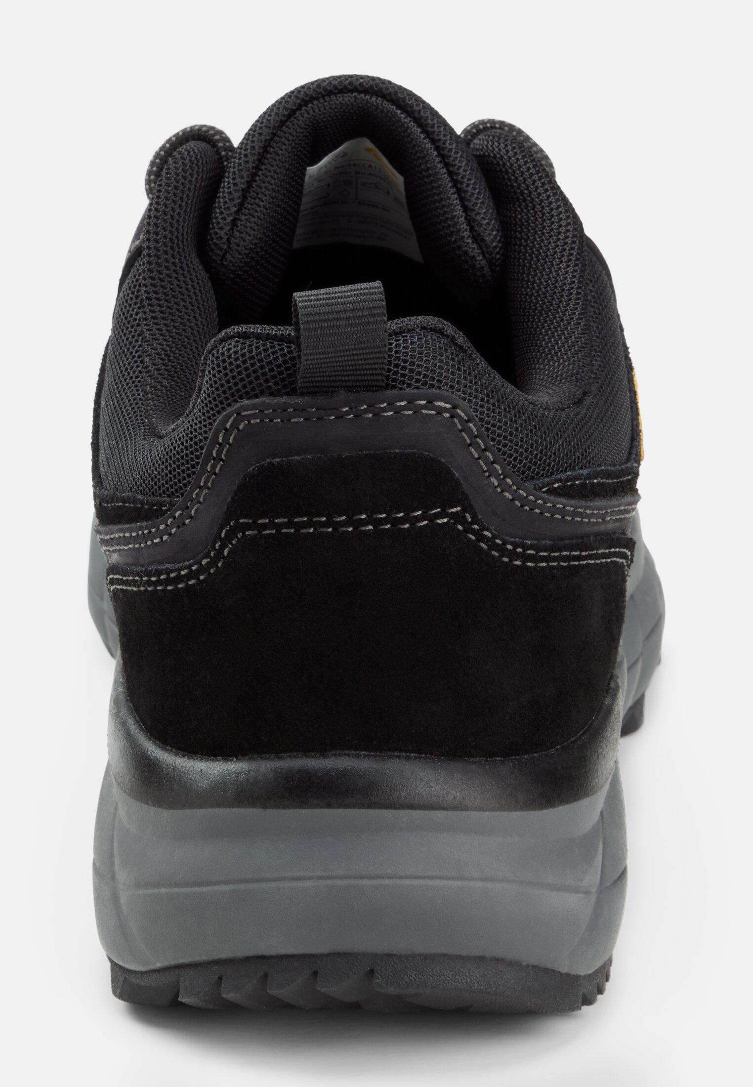 Herren Sneaker aus Leder Schwarz vorne nah