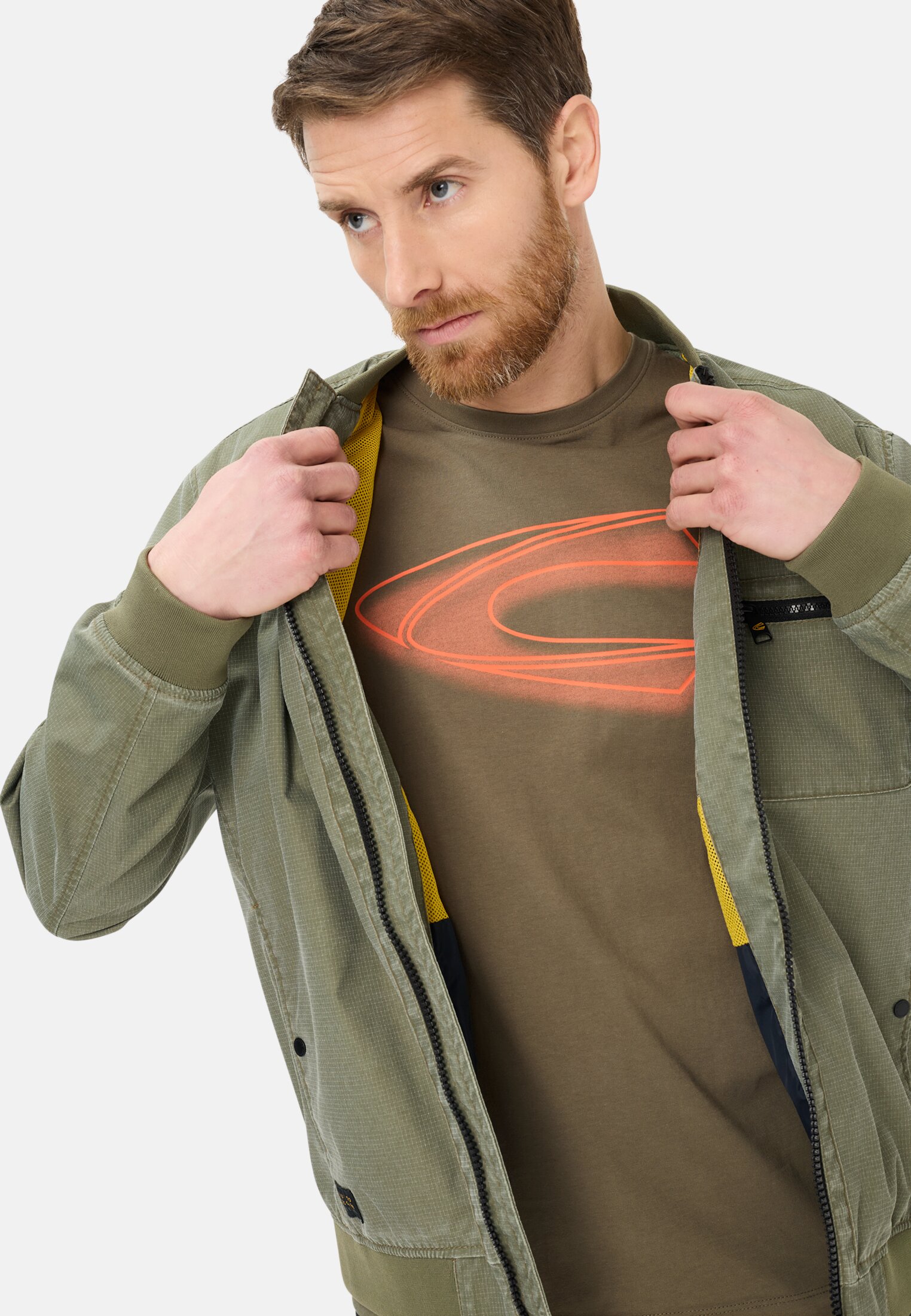 Heren T-shirt met print Olijfgroen gedragen emotional