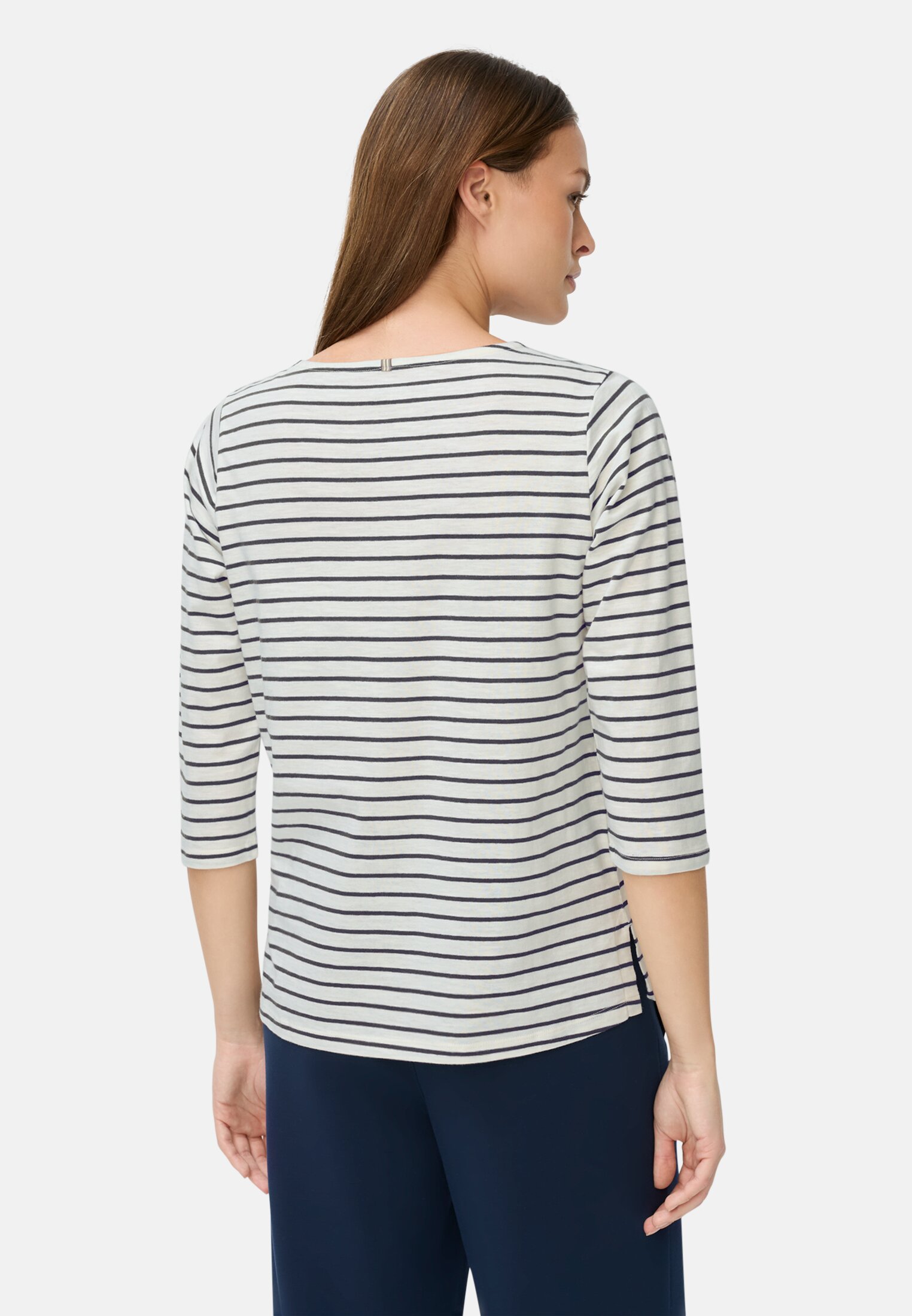 Women 3/4-sleeve T-shirt with side slits Blue and white striped worn back