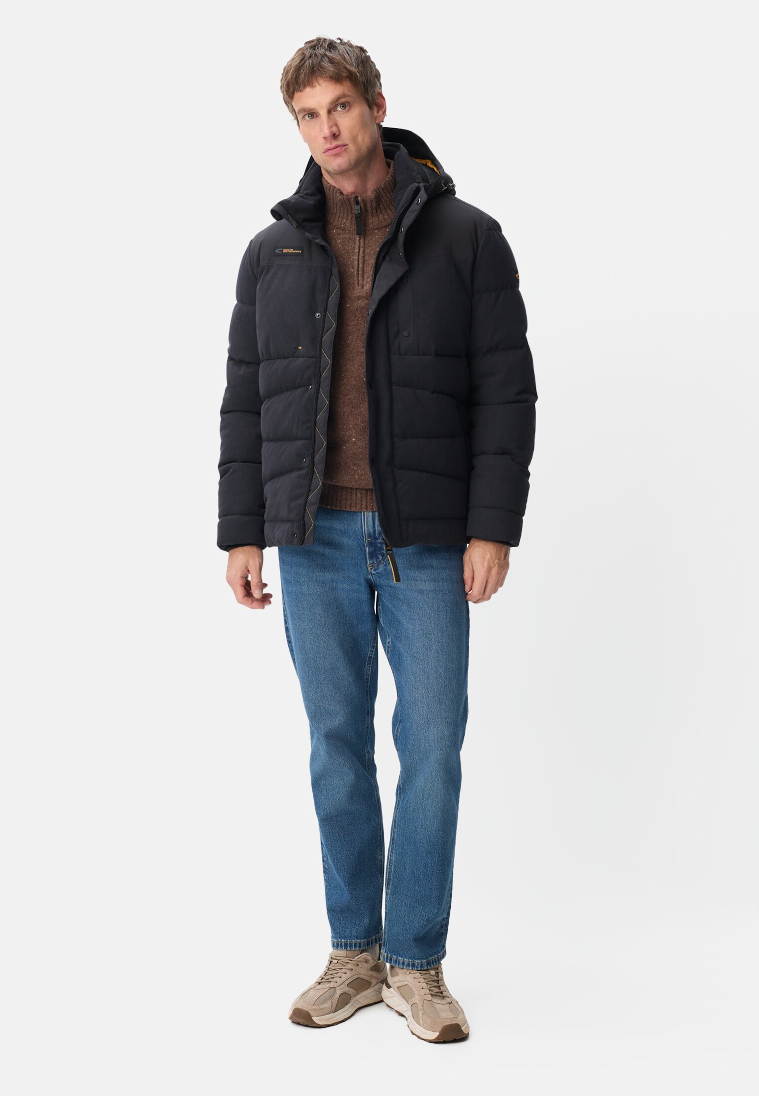 Herren Cordjacke mit abnehmbarer Kapuze Dunkelblau getragen vorne Ganzkörper