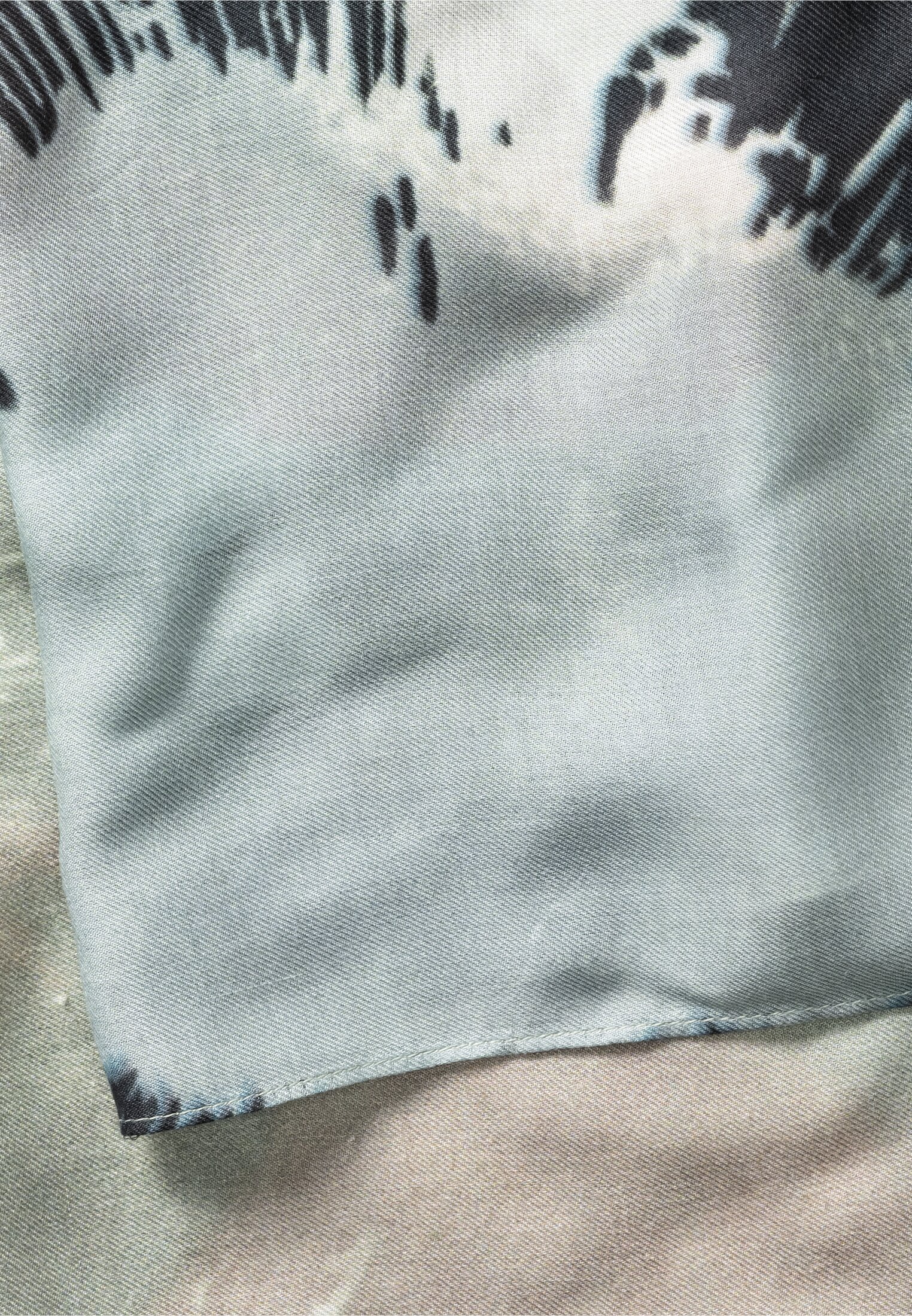 Vrouwen Sjaal van kostbare modal Veelkleurig front dichtbij