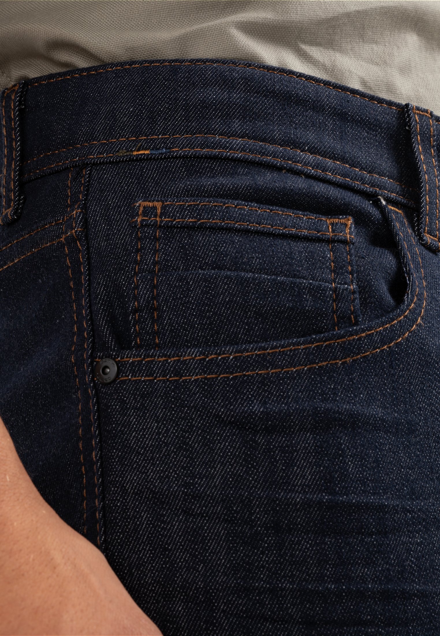 Regular Fit for Herren in Dark Blue | 36/30 | camel active