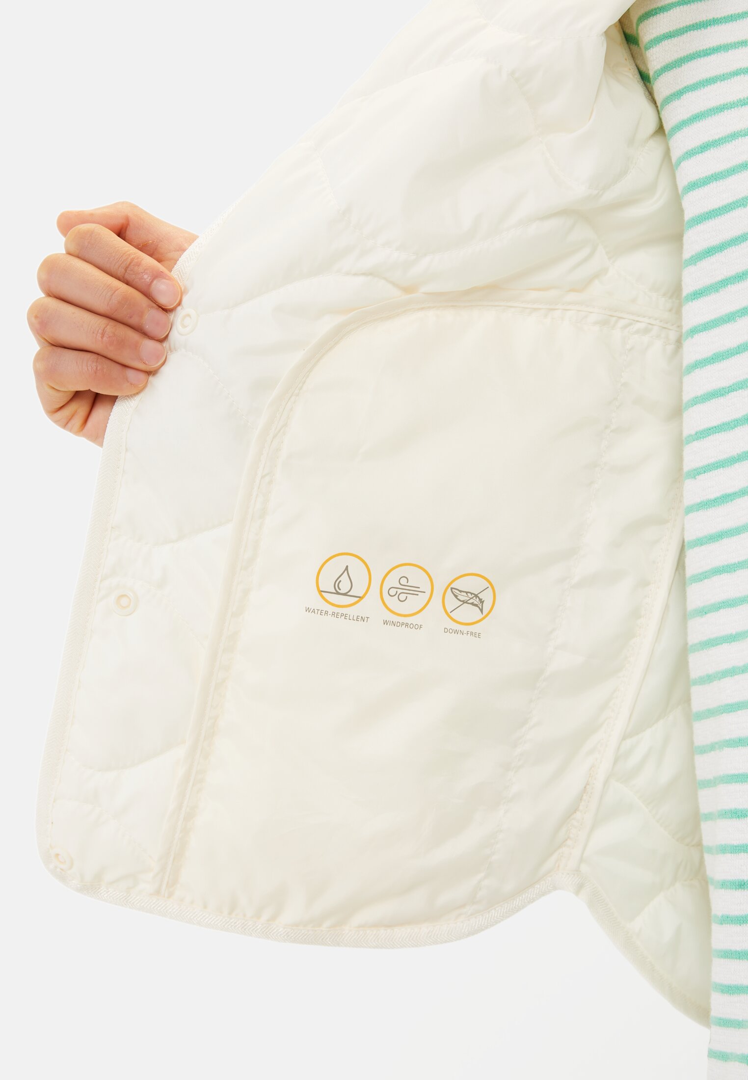 Women Vest with snap buttons Bone White worn detail close