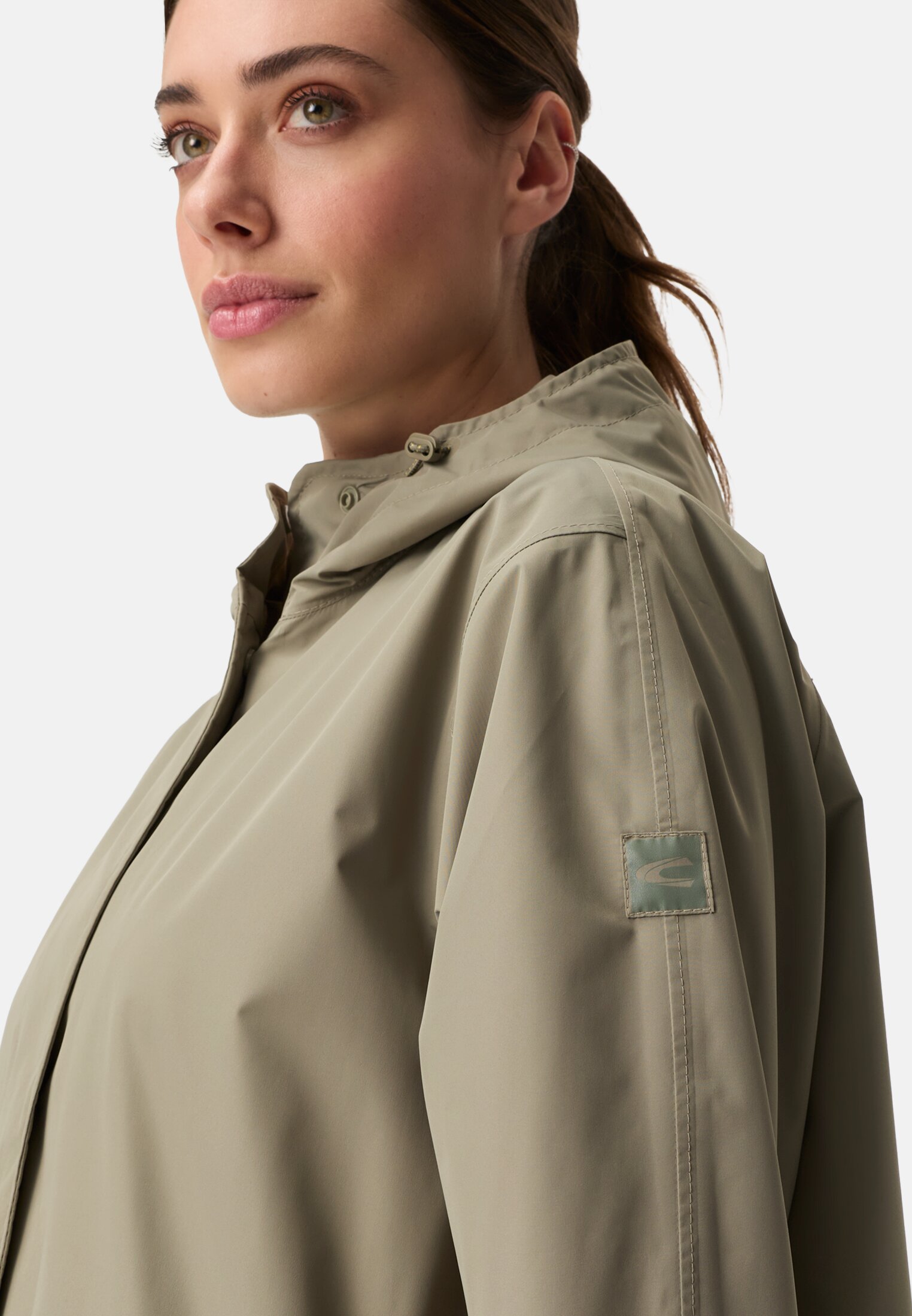 Damen teXXXactive® Mantel mit Innentaschen Salbei getragen detailliert nah