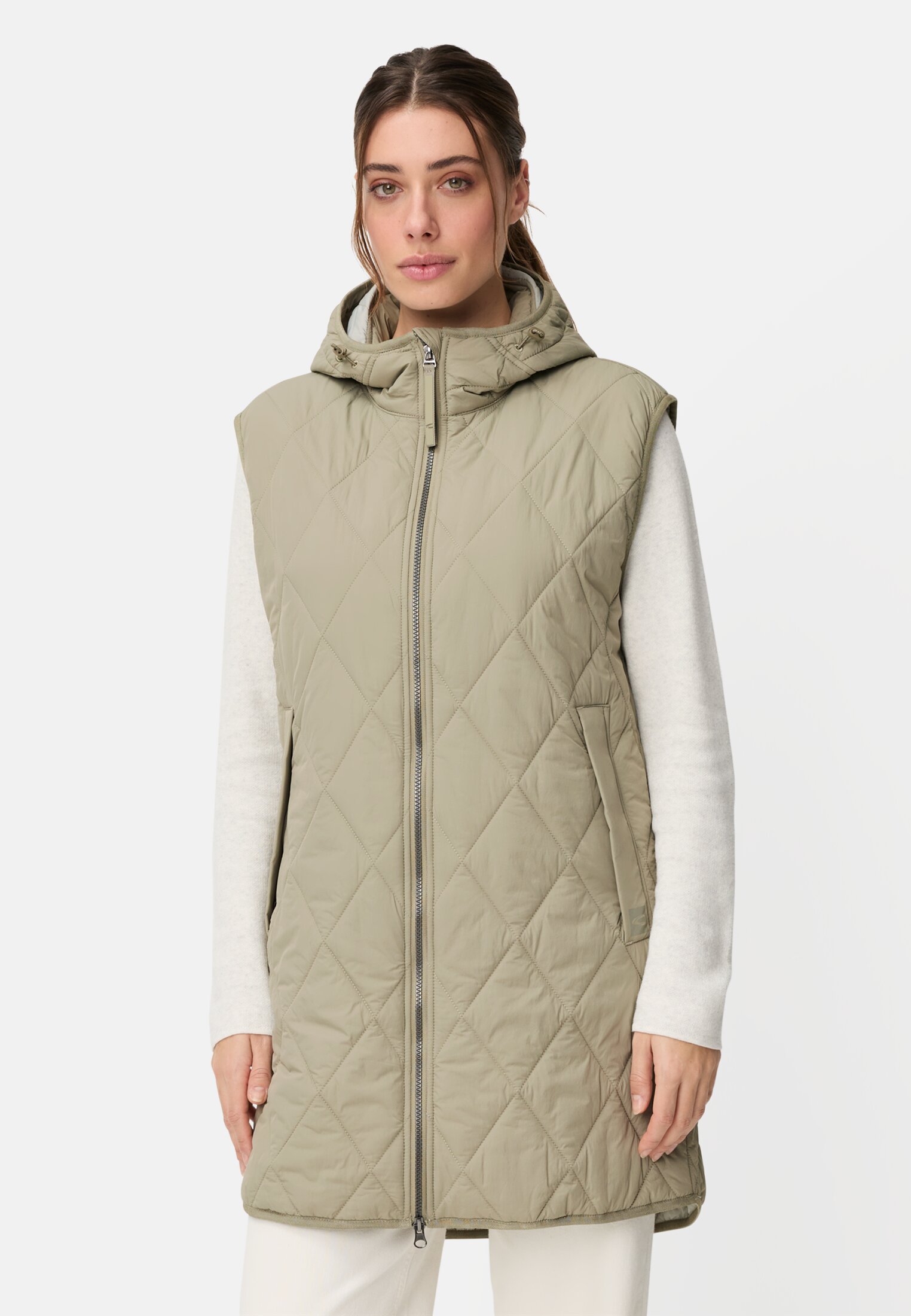 Damen Lange Weste mit Kapuze Salbei getragen vorn