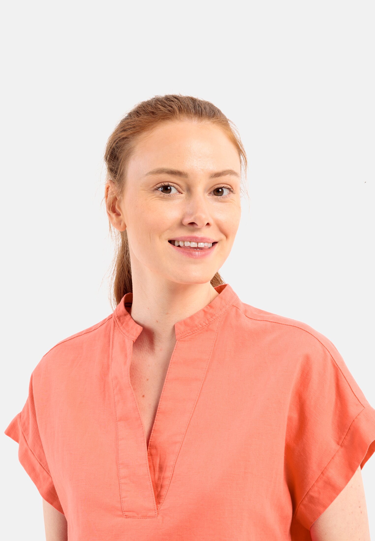 MI_391130-1S76-53_M5-00 Women Slip-on Dress from a linen-cotton mix Coral worn detail close