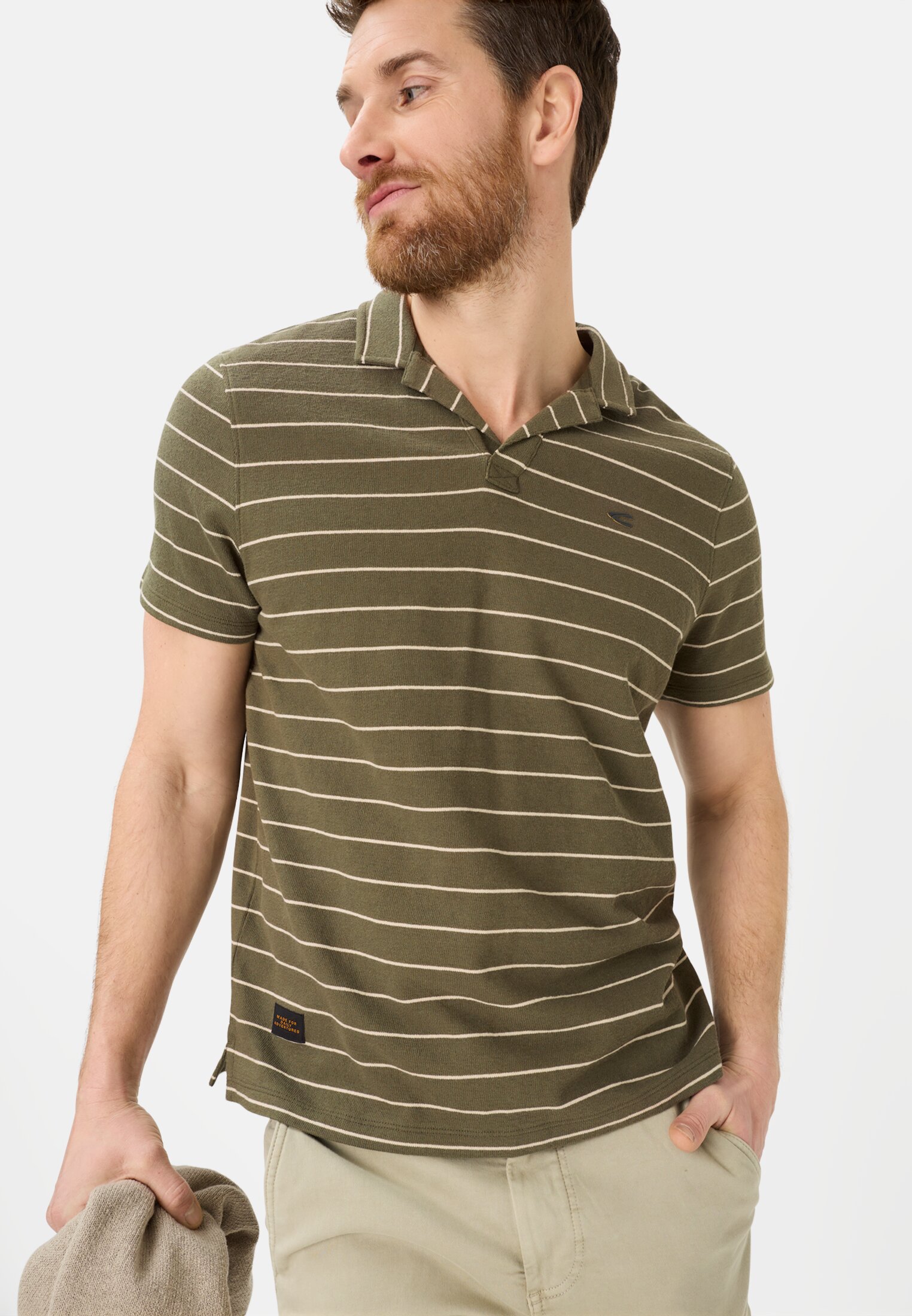 Men Polo shirt with contrasting details Olive Green worn emotional