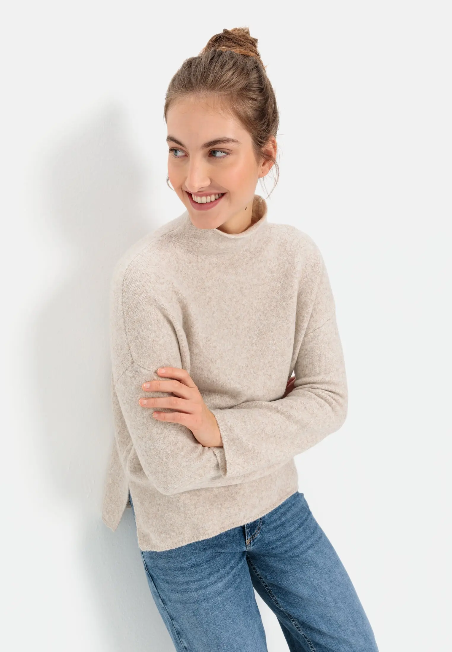 Oversized knitted pullover for Women in beige