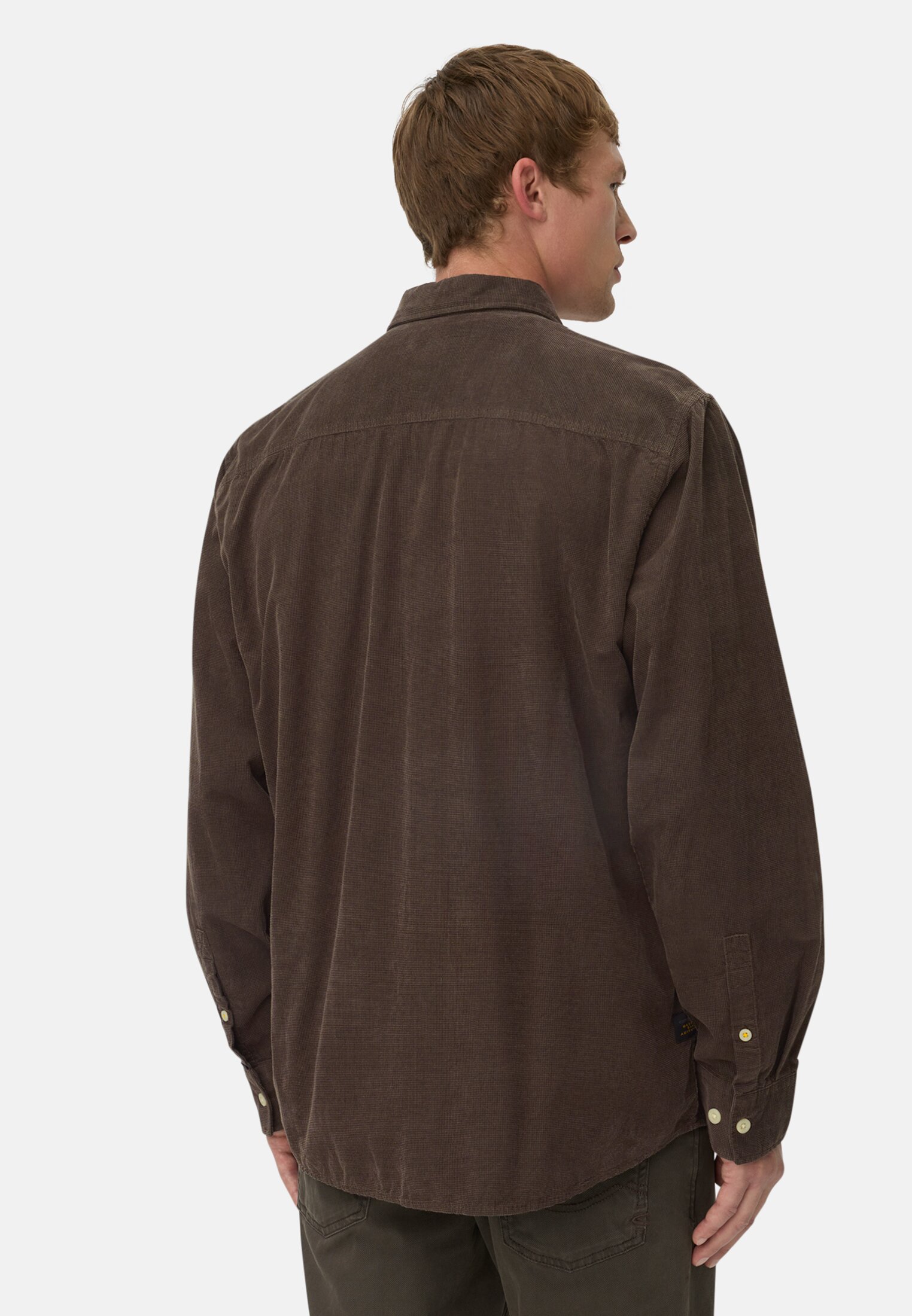Men Long-sleeved shirt with patch pockets Dark brown worn back