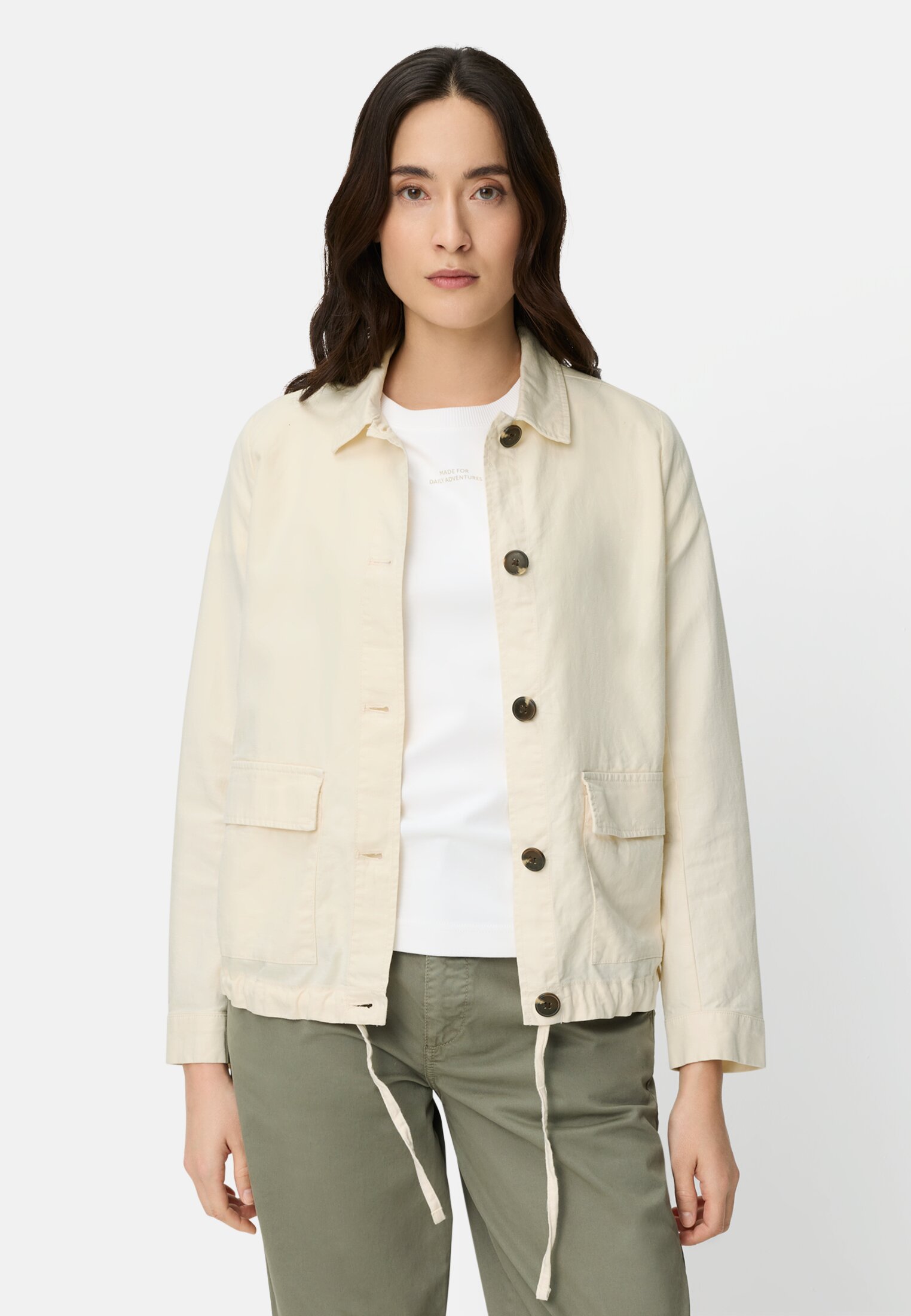 Women Lightweight blazer made from a linen blend White worn front