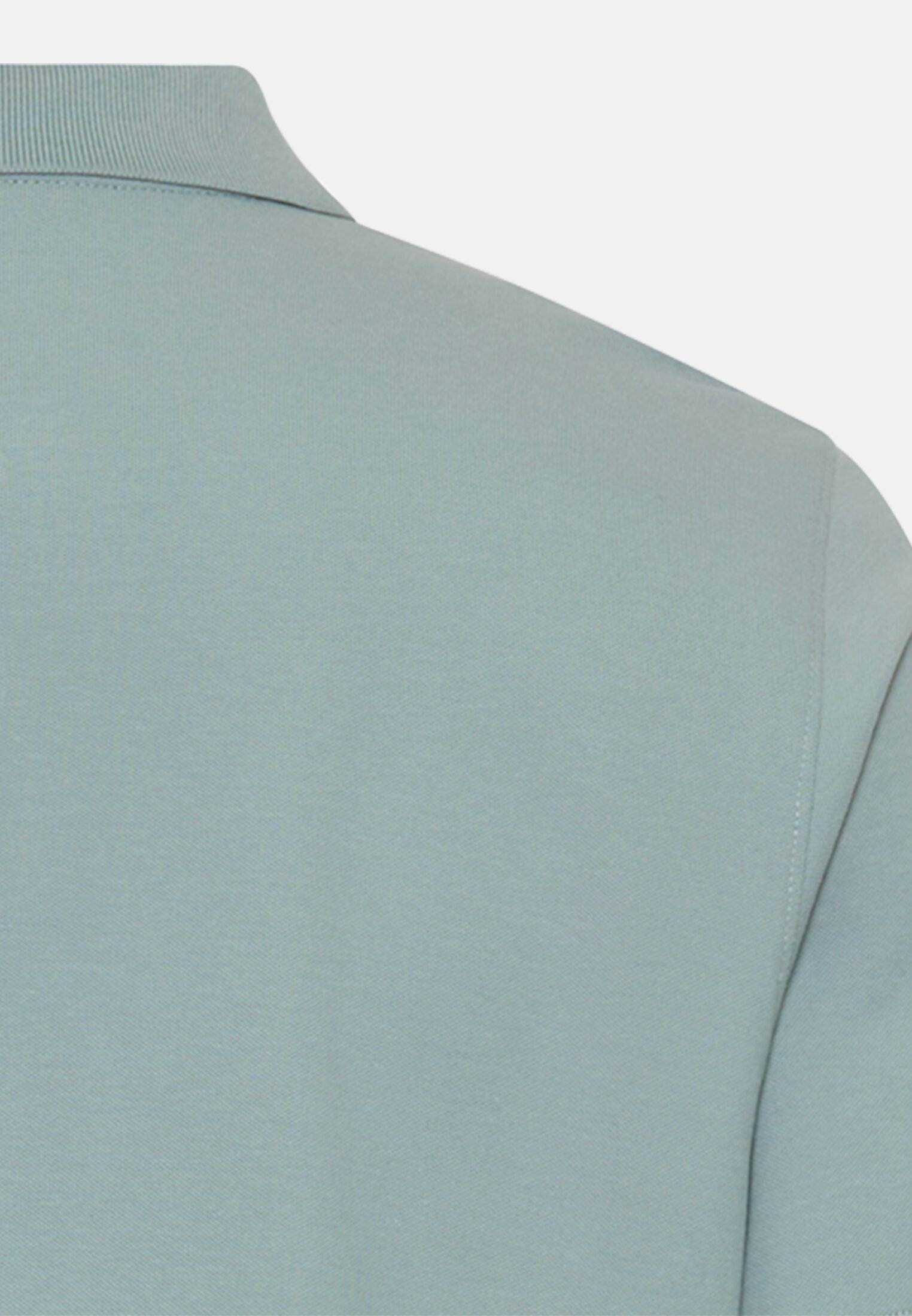 Herren Poloshirt mit Kontrastdetails Wasserblau hinten nah