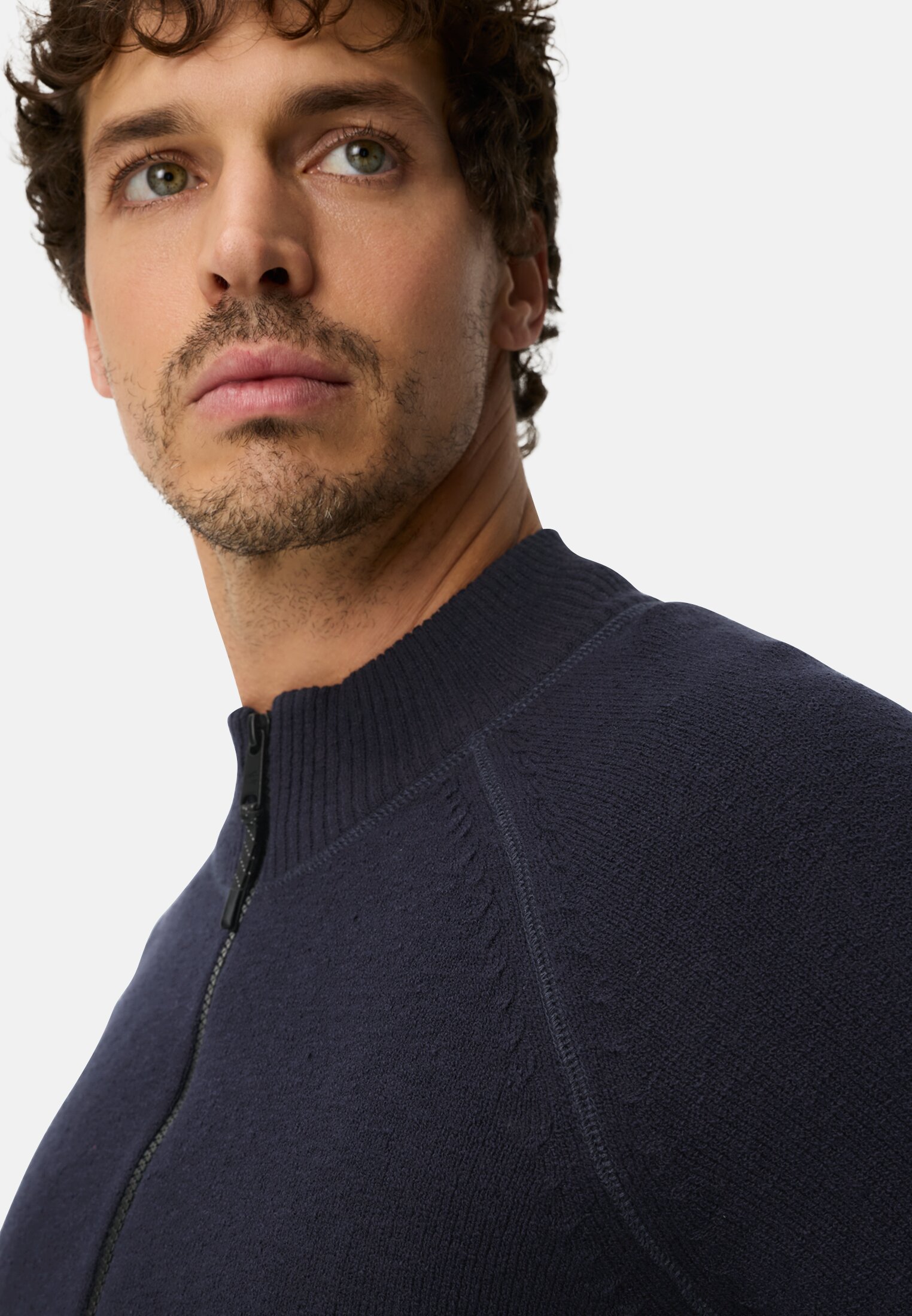 Heren Vest met ritssluiting Donkerblauw gedragen detail dichtbij  