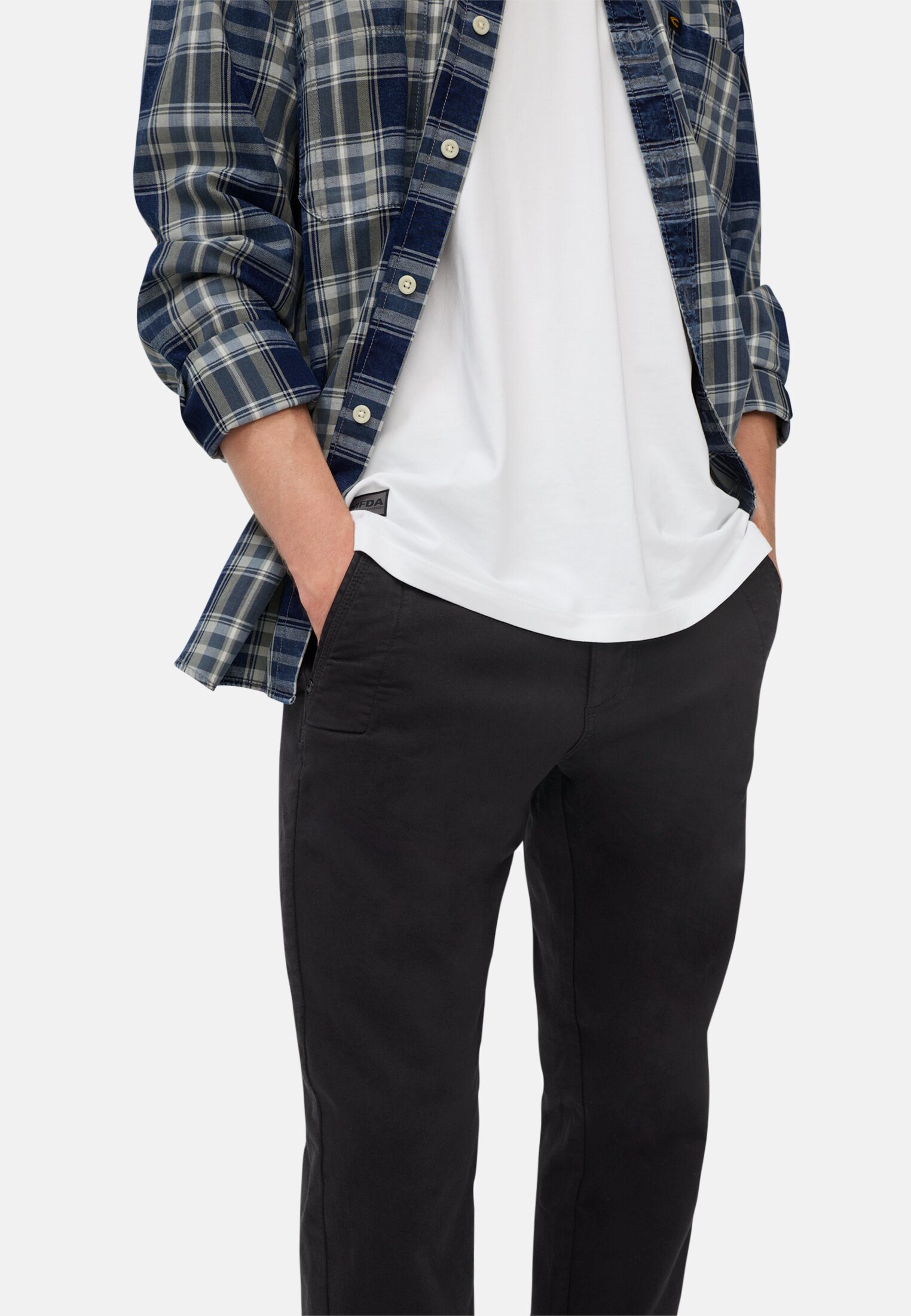Men fleXXXactive® chinos regular fit made of cotton mix Navy blue worn emotional
