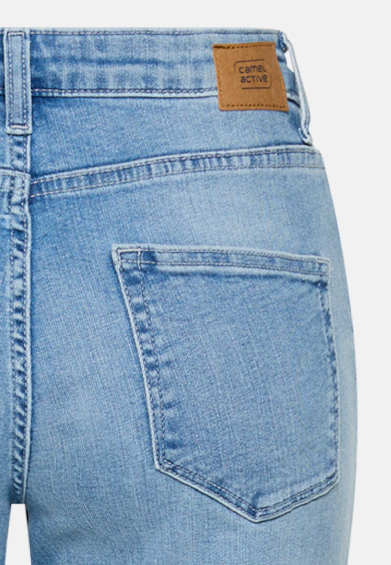 Damen 5 Pocket Straight Fit Jeans Hellblau hinten nah