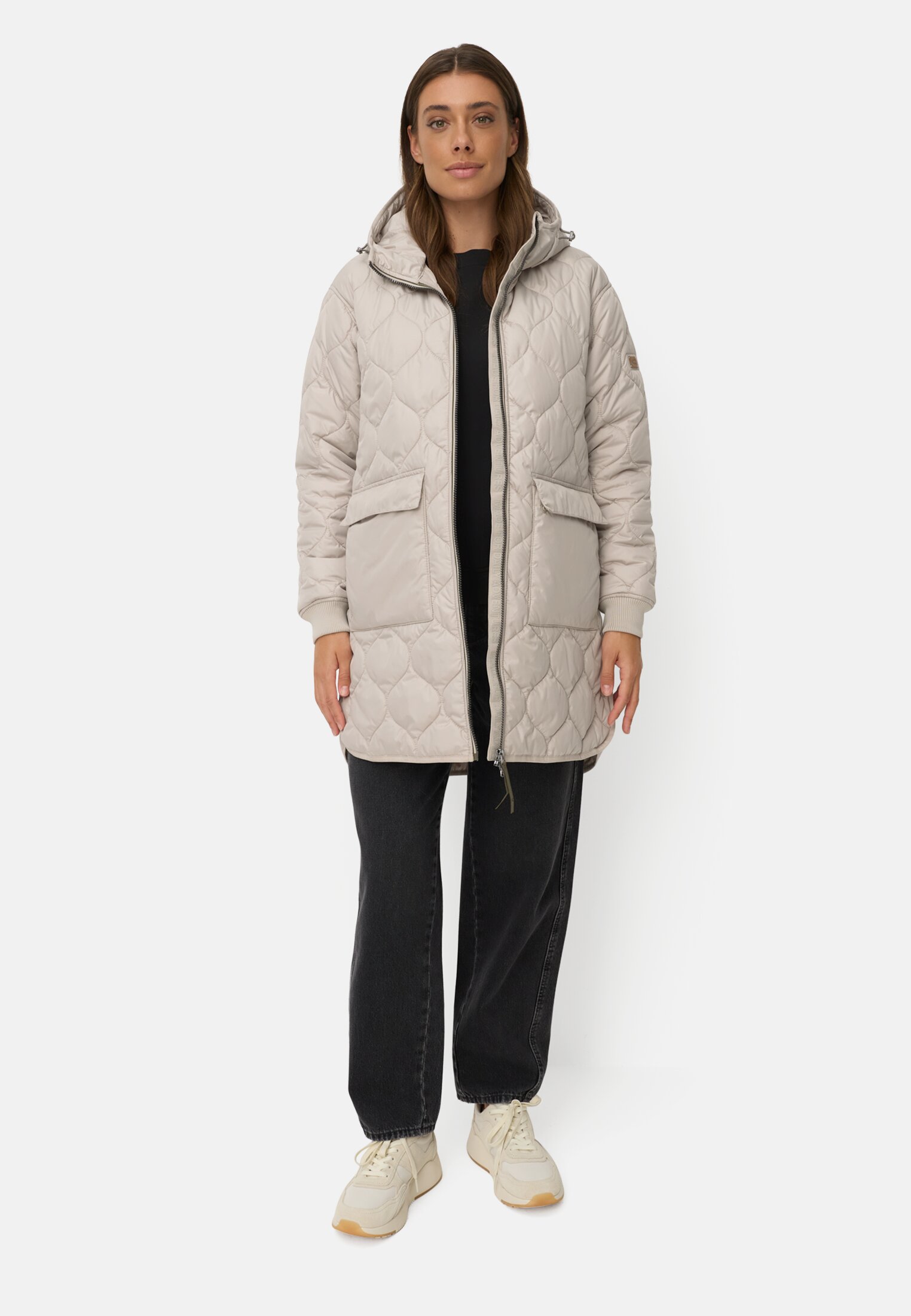 Women Windproof coat with oversized fit Grey worn front