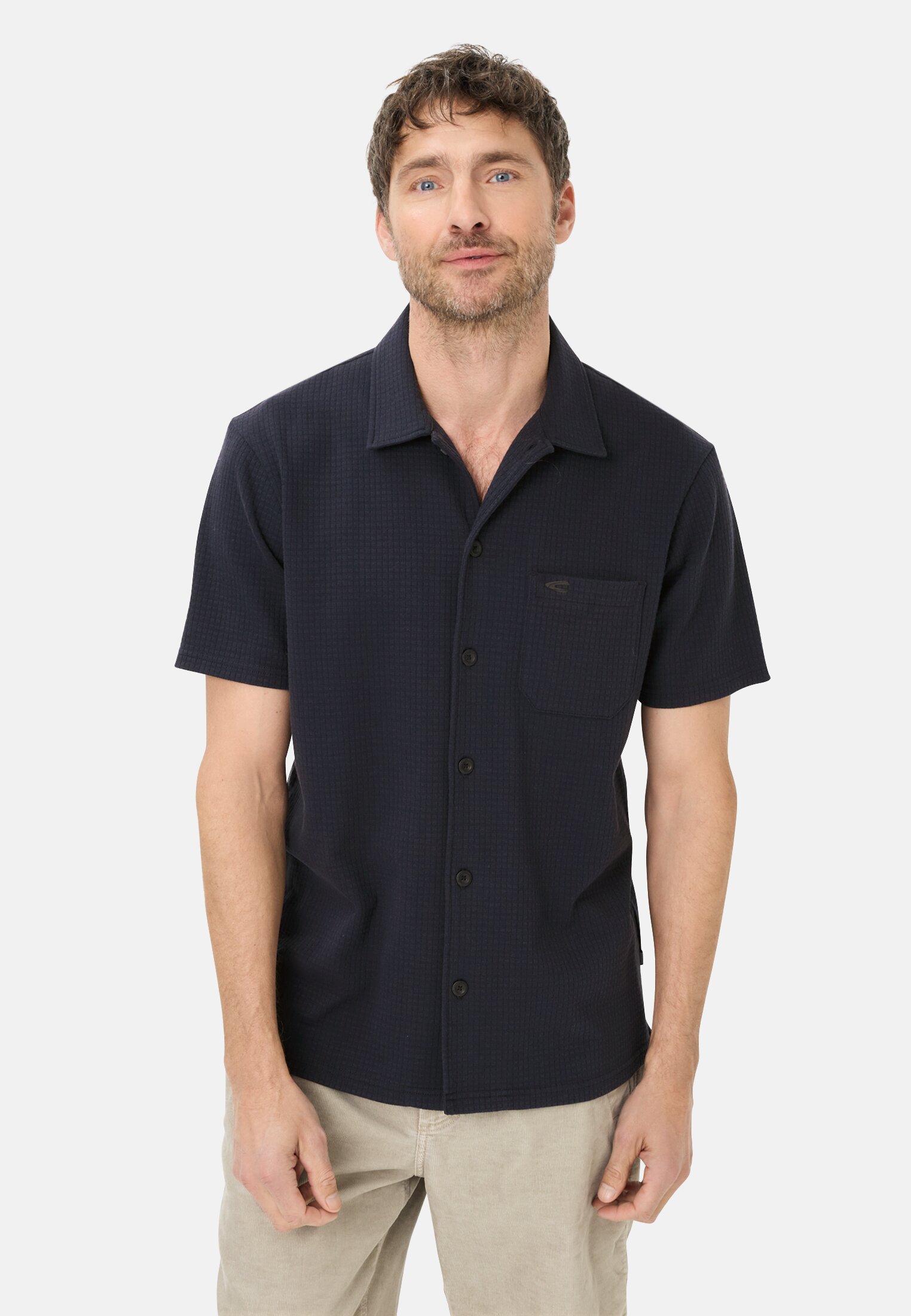 Heren Korte mouwen overhemd met borstzak Donkerblauw gedragen voor