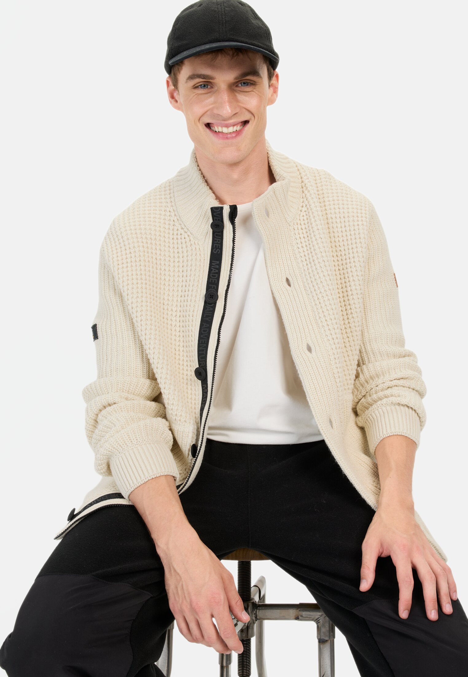 Men Cardigan with covered zipper Creme