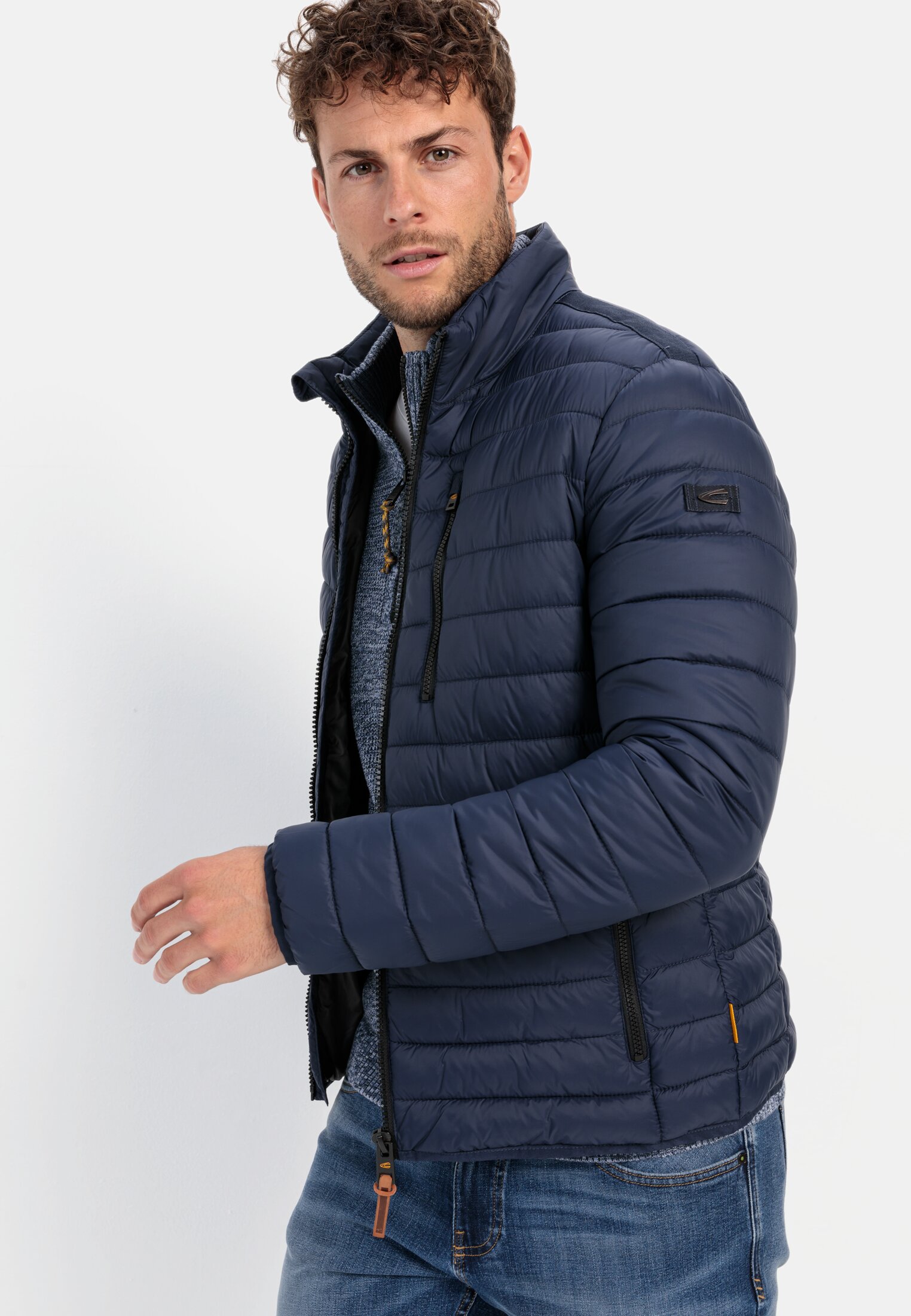 Men Downfree quilted jacket from recycled polyester Dark Blue worn emotional