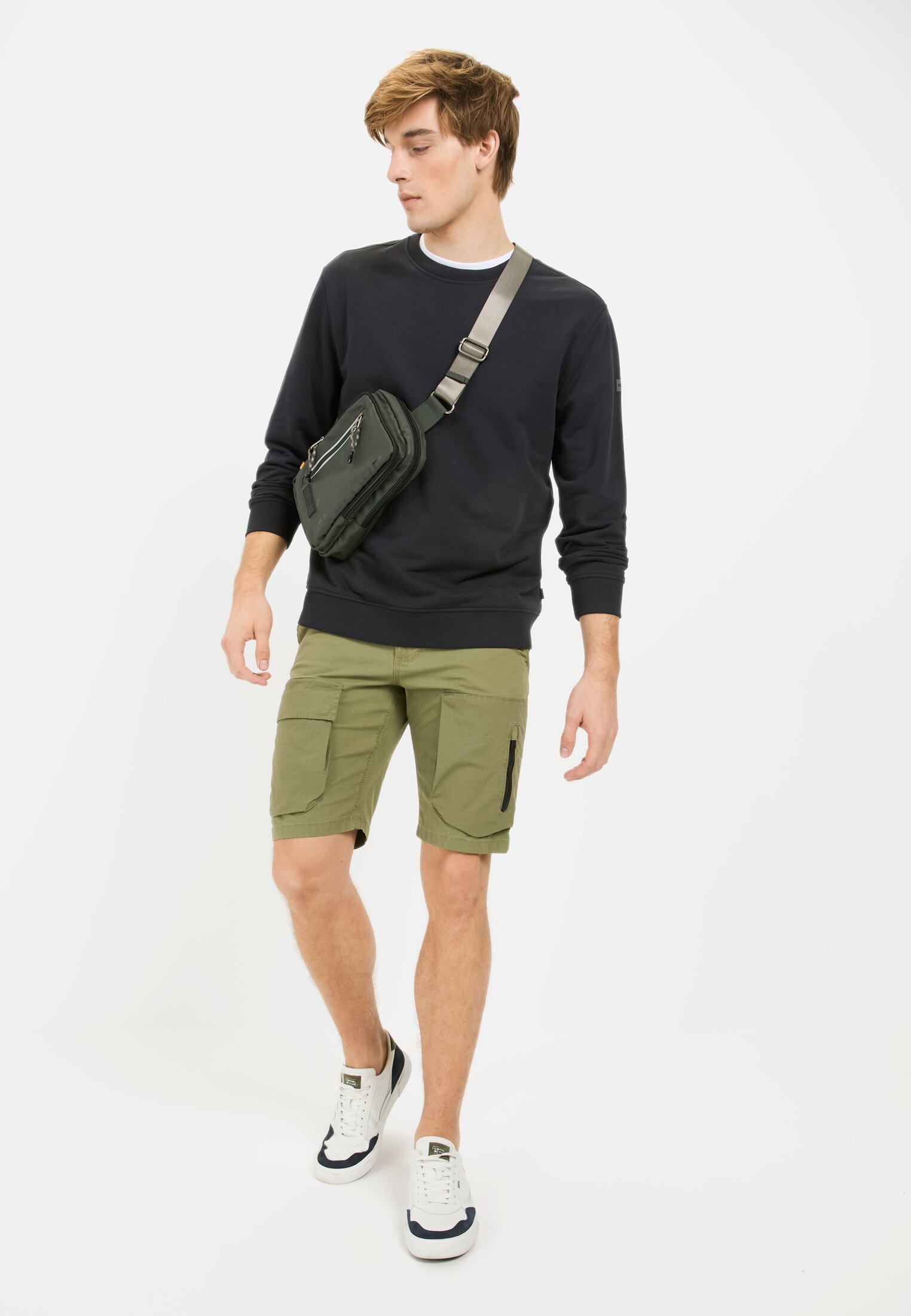 Men Cargo shorts with ripstop contrast Dark Green worn front full body