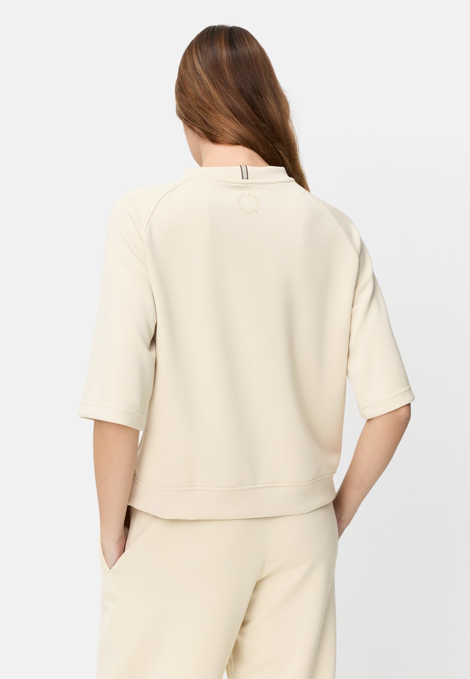 Women Crew neck sweatshirt Pearl White worn back