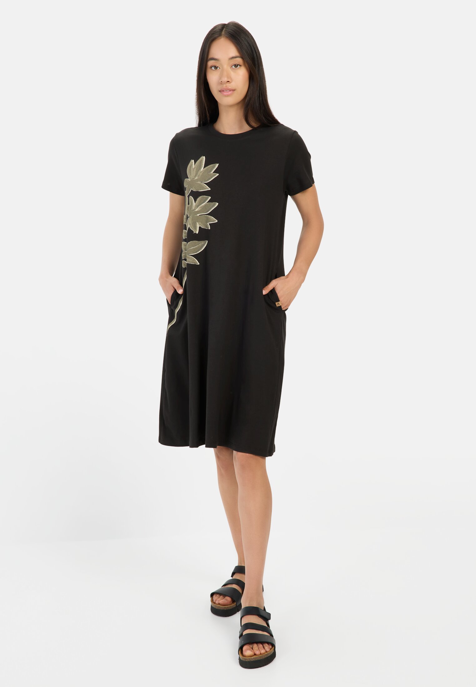 Women Short T-shirt dress with floral print Black worn front