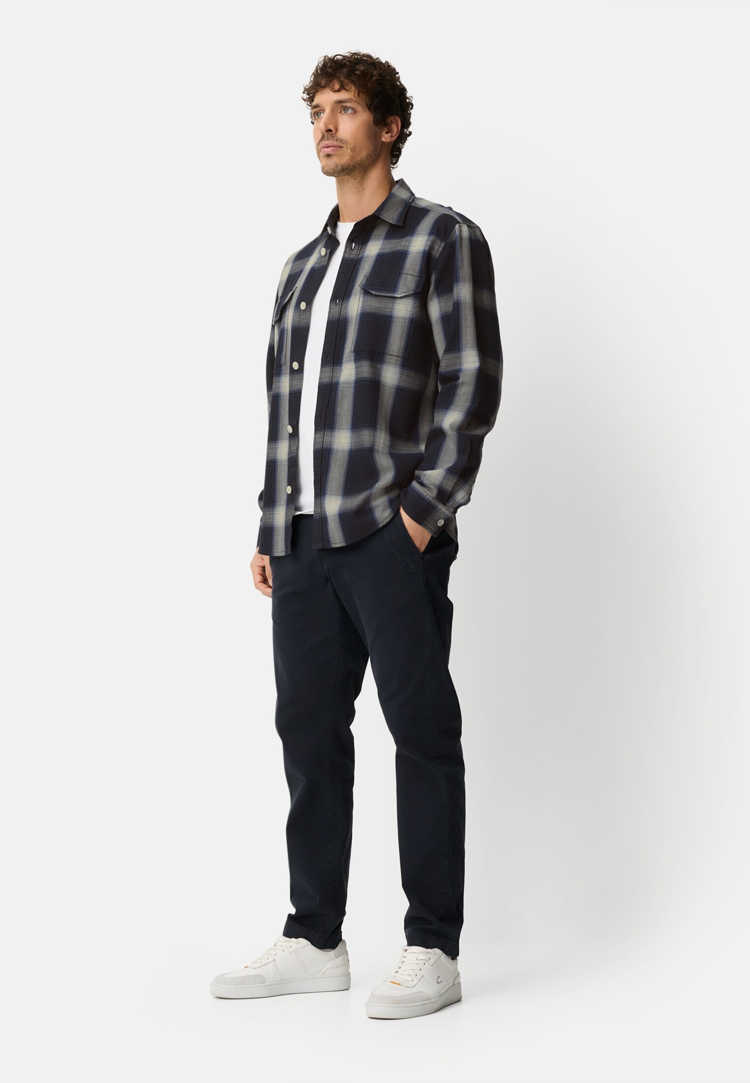 Heren Langarmshirt van puur katoen Marineblauw gedragen voor lichaam compleet 