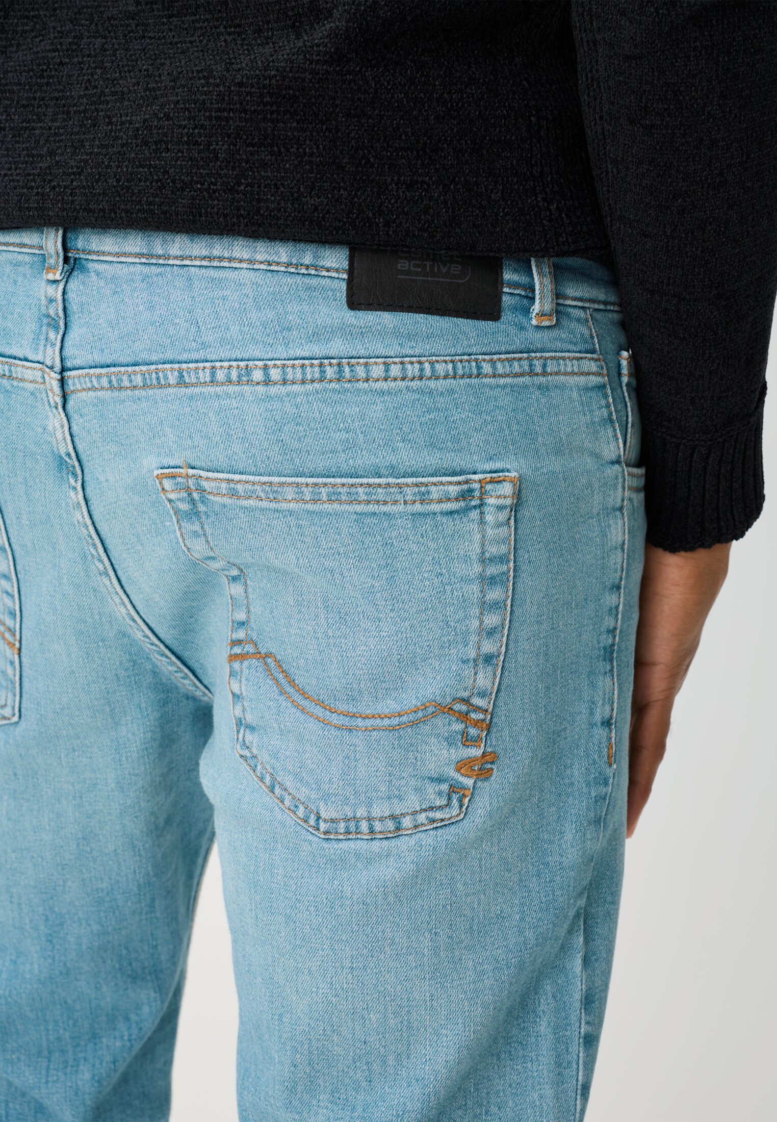 Men 5 Pocket Slim Fit Jeans Light Blue worn detail close