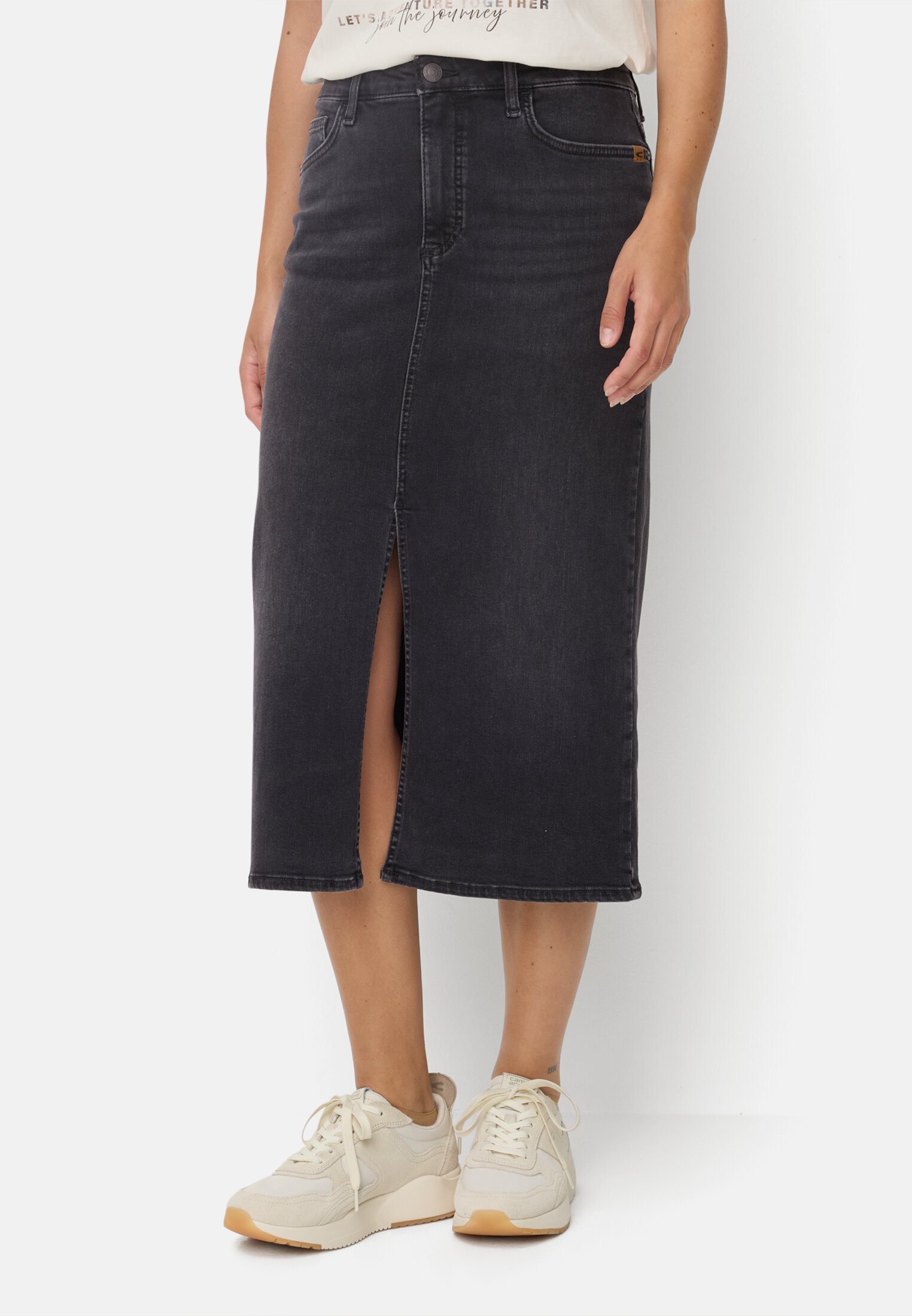 Damen Midi-Jeansrock mit geschlitztem Saum Schwarz getragen vorn