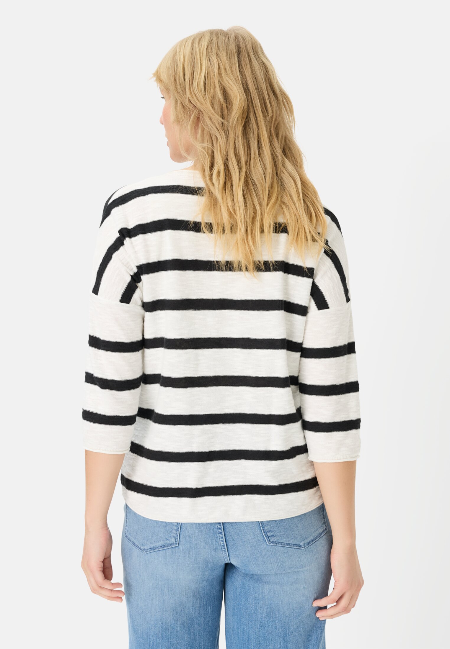 Damen Leichter Strickpullover mit Brusttasche Kaviar getragen hinten