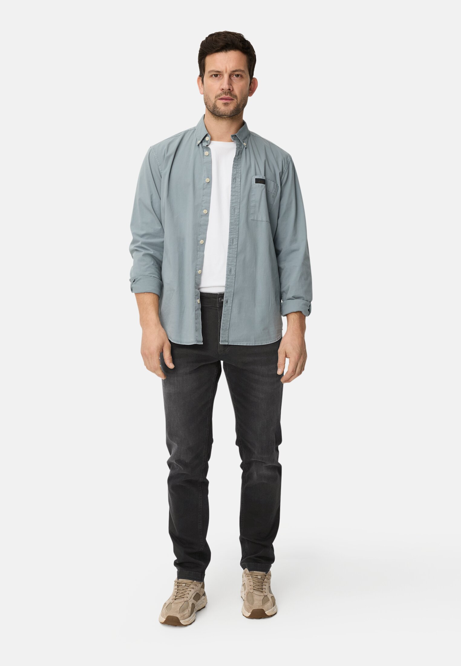 Men fleXXXactive® Jeans Relaxed Fit Graphite gray worn front full body