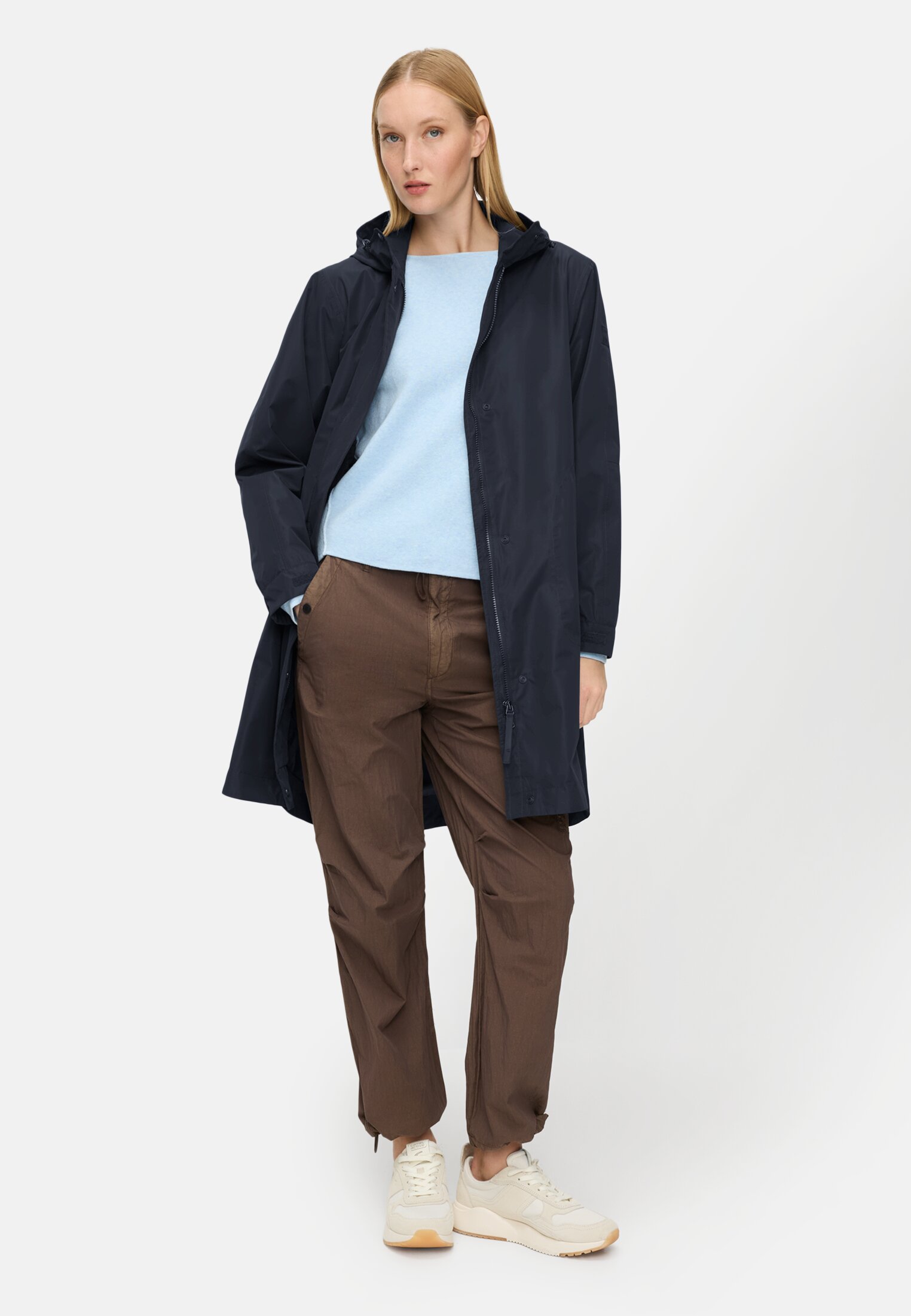 Damen teXXXactive® Mantel mit Innentaschen Navyblau getragen vorne Ganzkörper