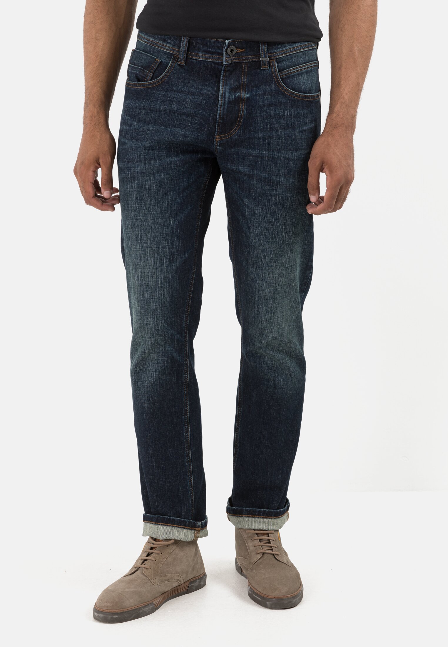 Men Regular Fit 5-Pocket Jeans in Cotton Dark Blue worn front