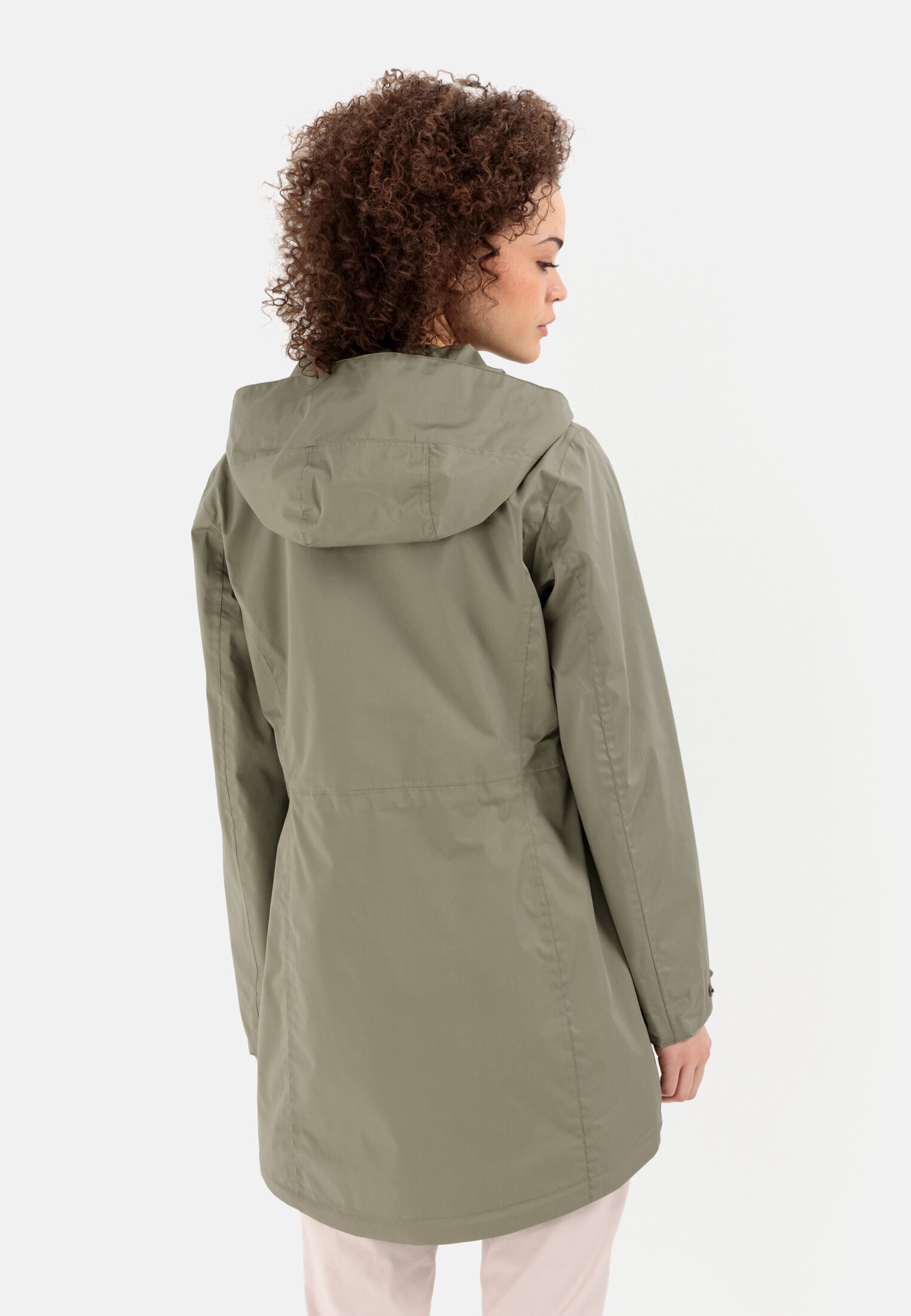Damen teXXXactive® Funktionsparka aus einem organic Cotton Mix Khaki getragen hinten