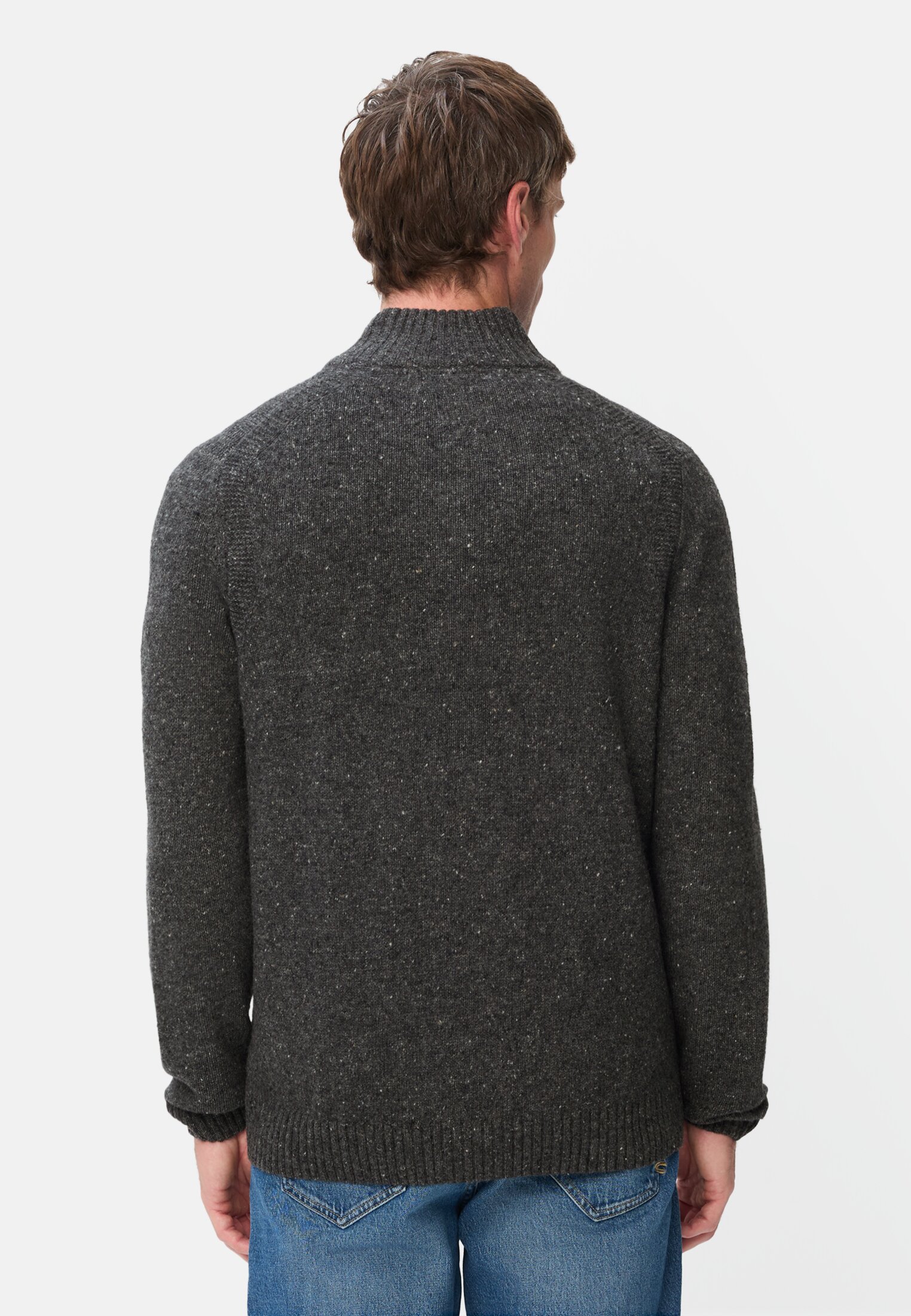 Men Knitted jumper in merino wool blend Graphite Gray worn back