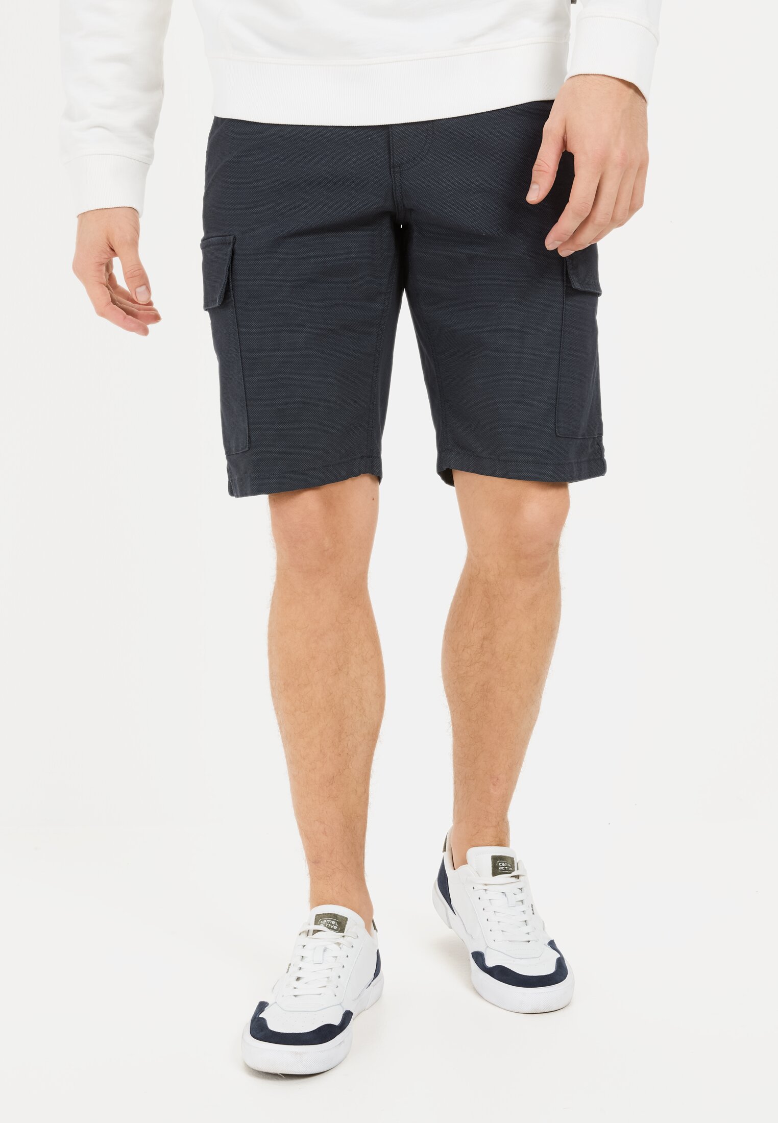 Men Cargo Shorts Regular Fit Dark Blue worn front
