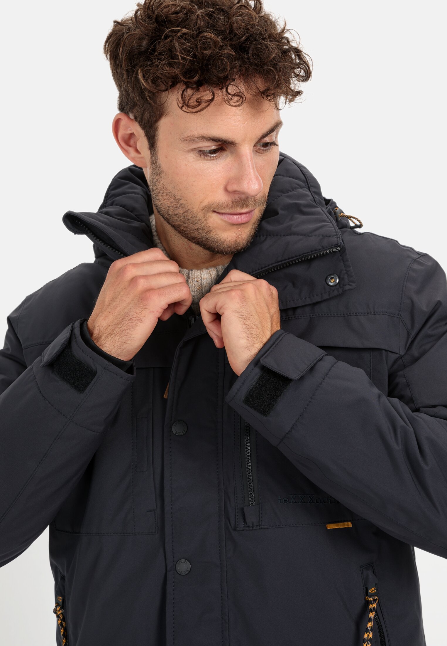 Men teXXXactive® functional jacket with detachable hood Dark Blue worn detail close