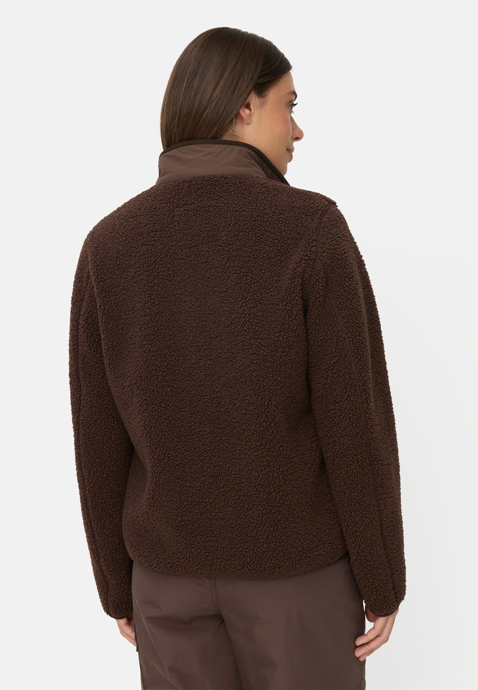Women Teddy jacket with inside pocket Brown worn back