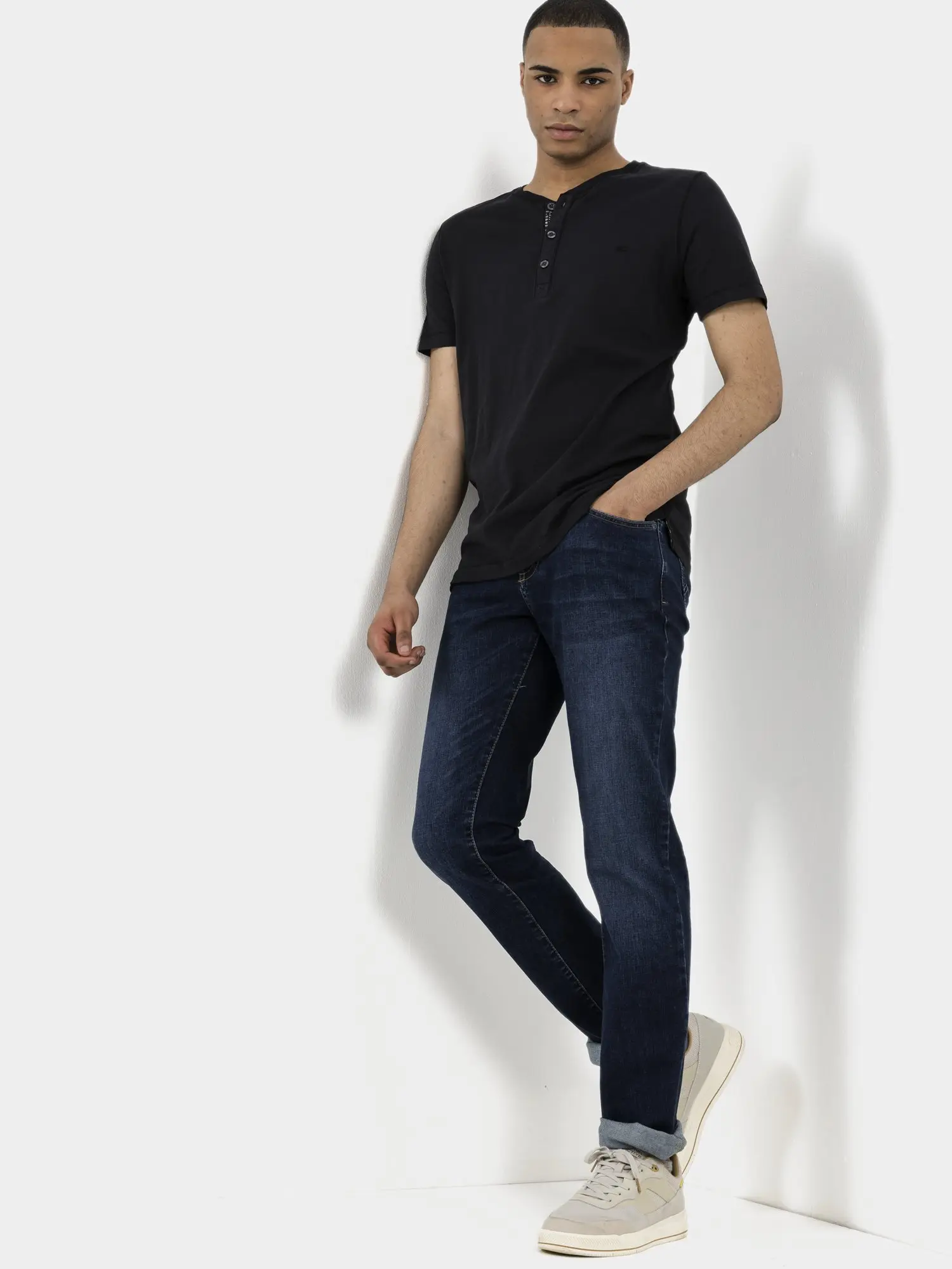 Relaxed Fit für Herren in Blau | 38/30 | camel active