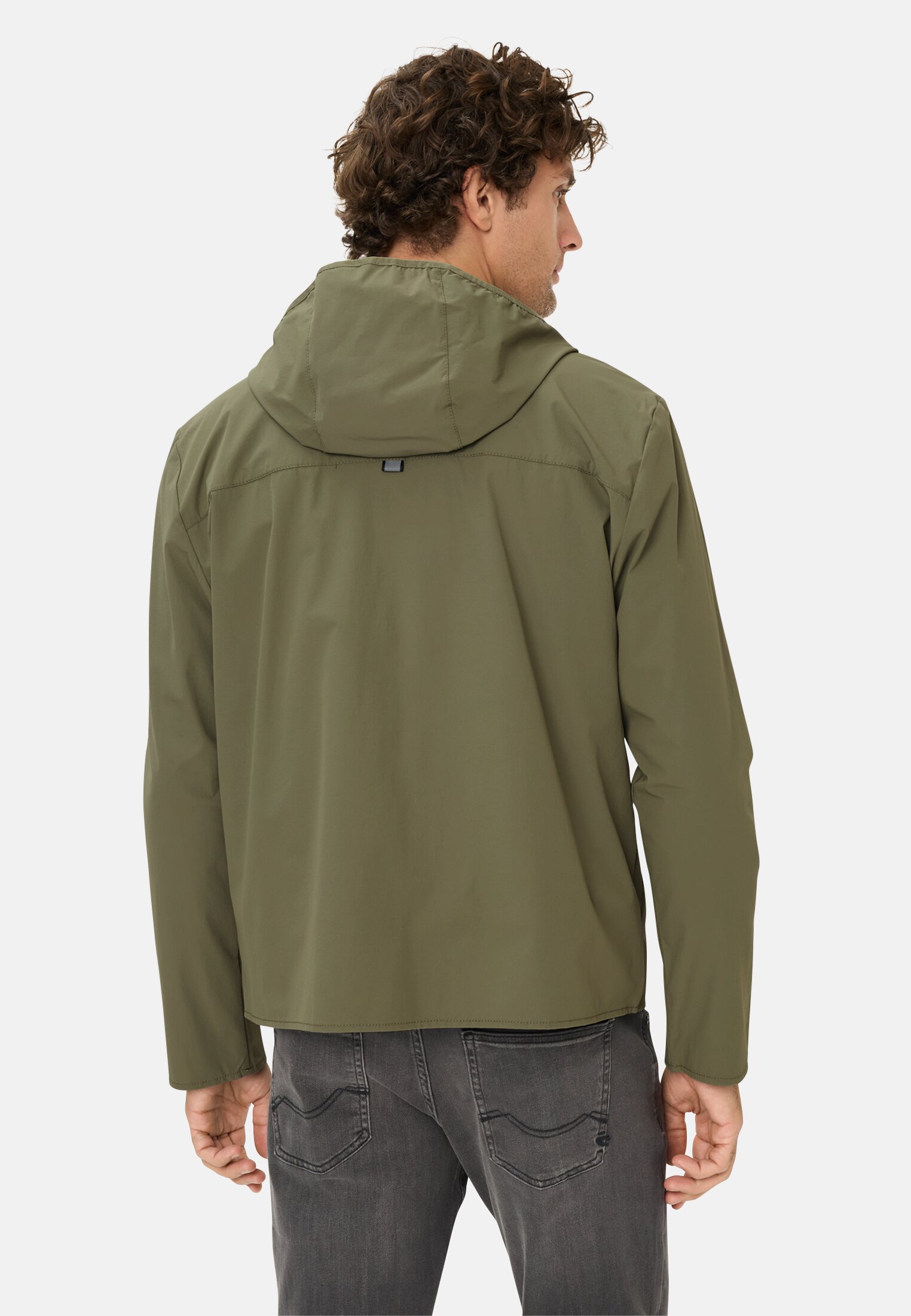 Heren Gemakkelijk in te pakken jas met capuchon Olijfgroen gedragen achter