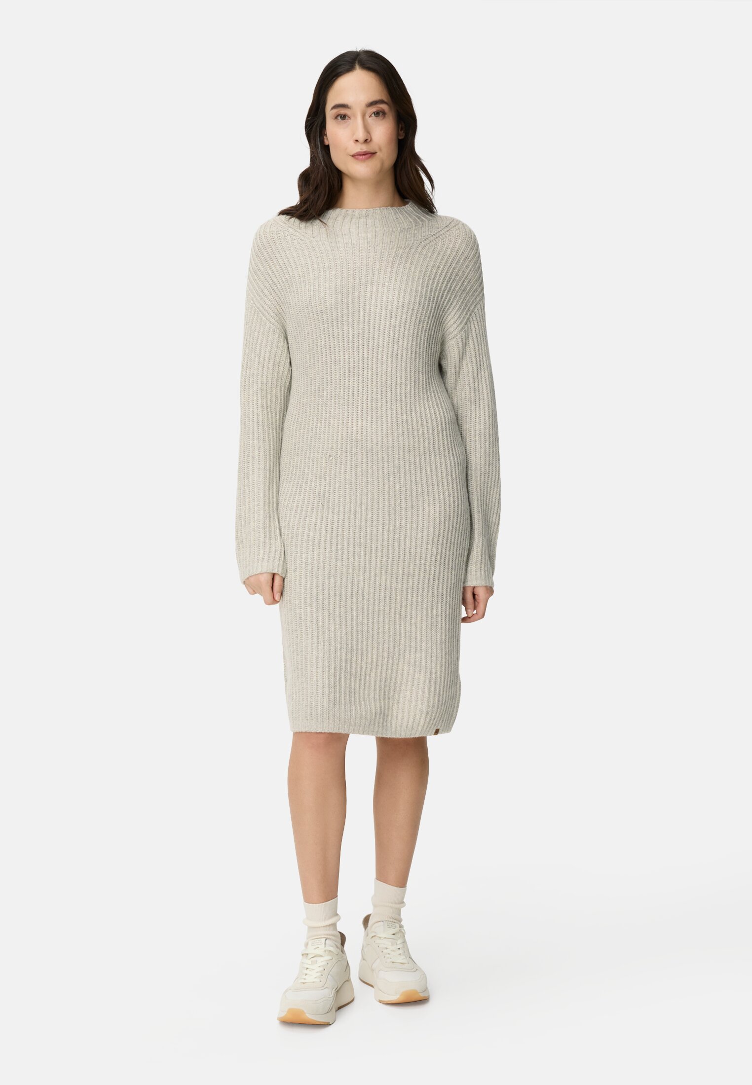 Women Knitted dress with a round neckline Light gray worn front
