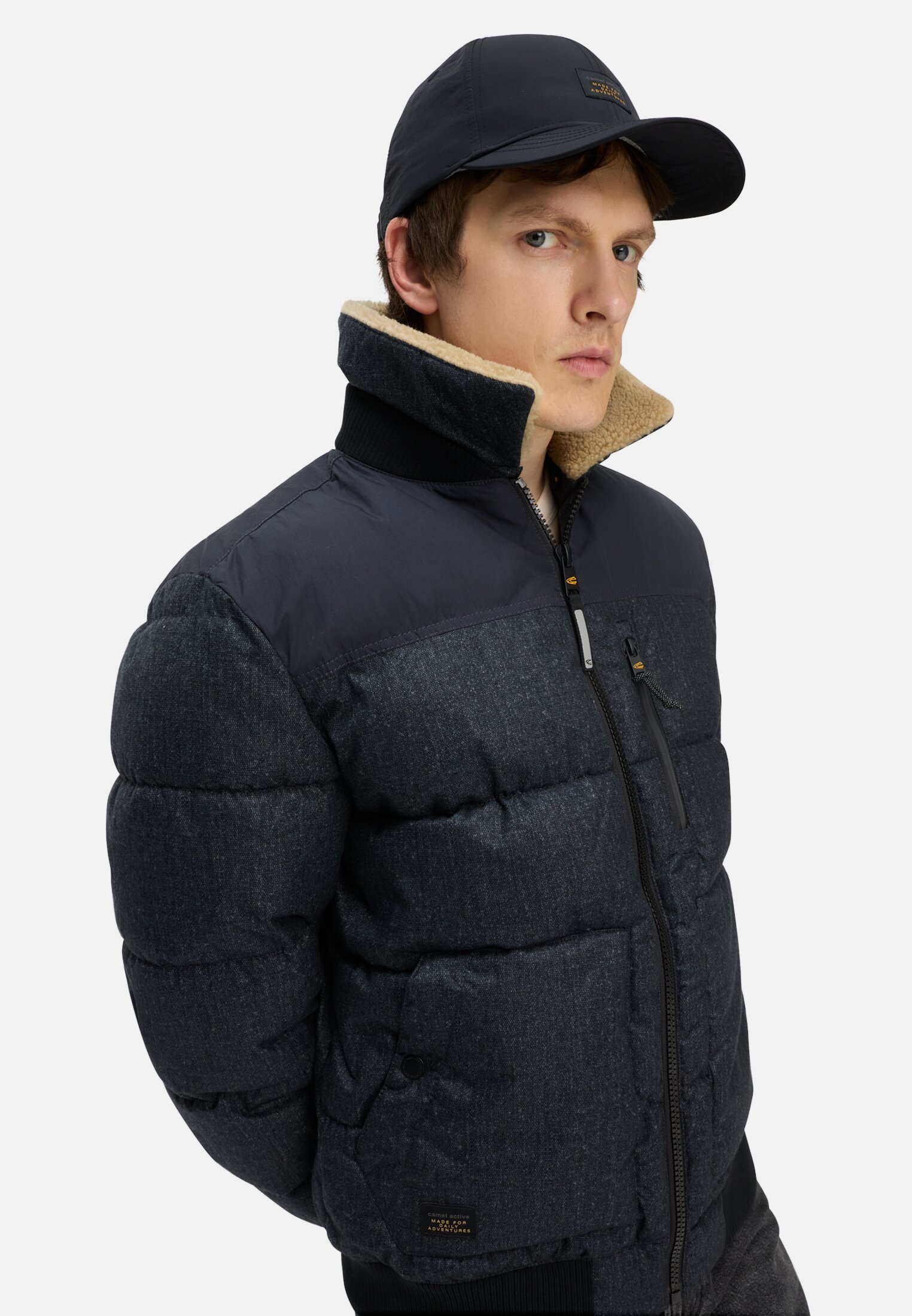 Herren Blouson mit abnehmbarem Kragen Navyblau getragen emotional
