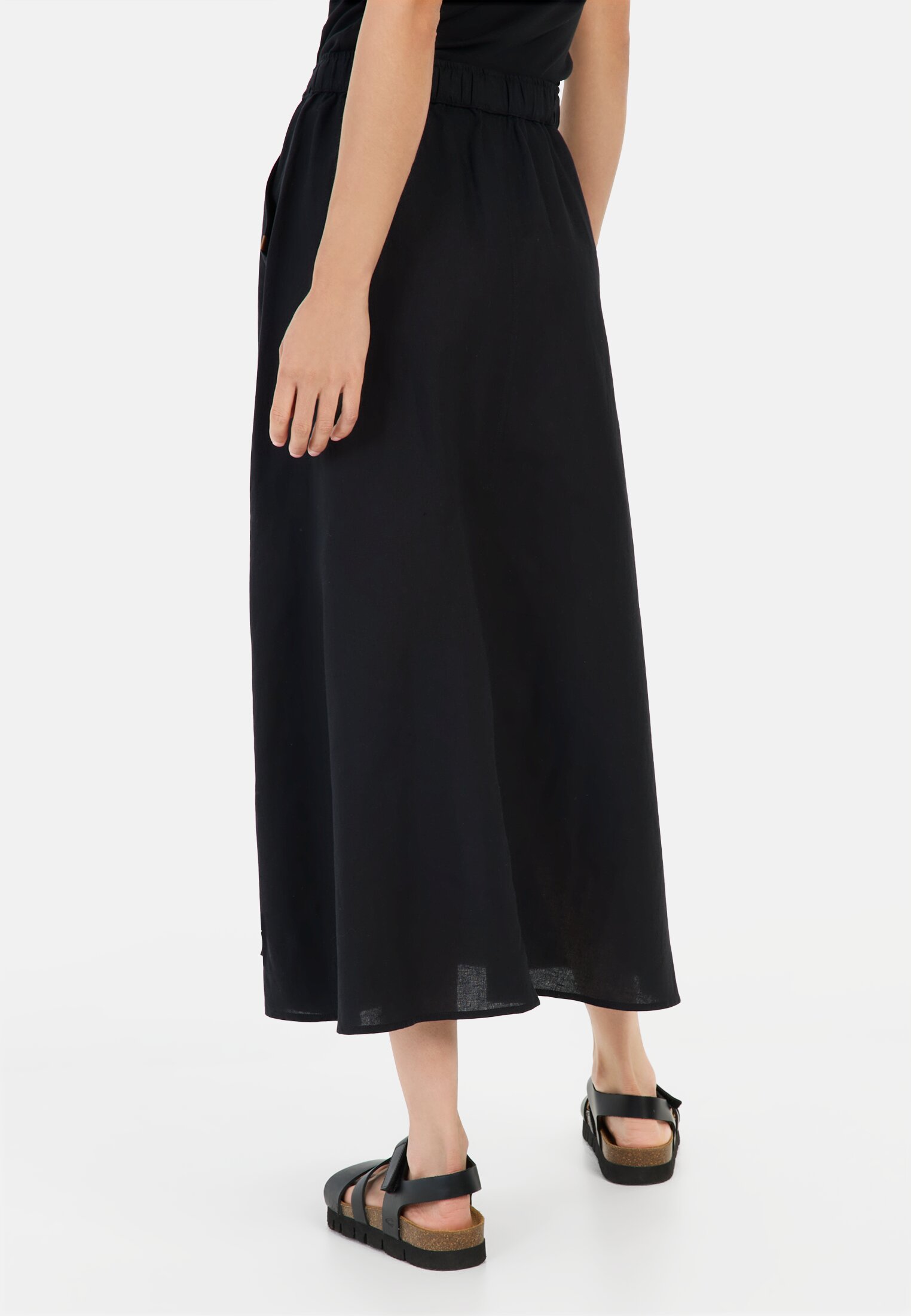 Women A-line skirt with elastic waistband Black worn back