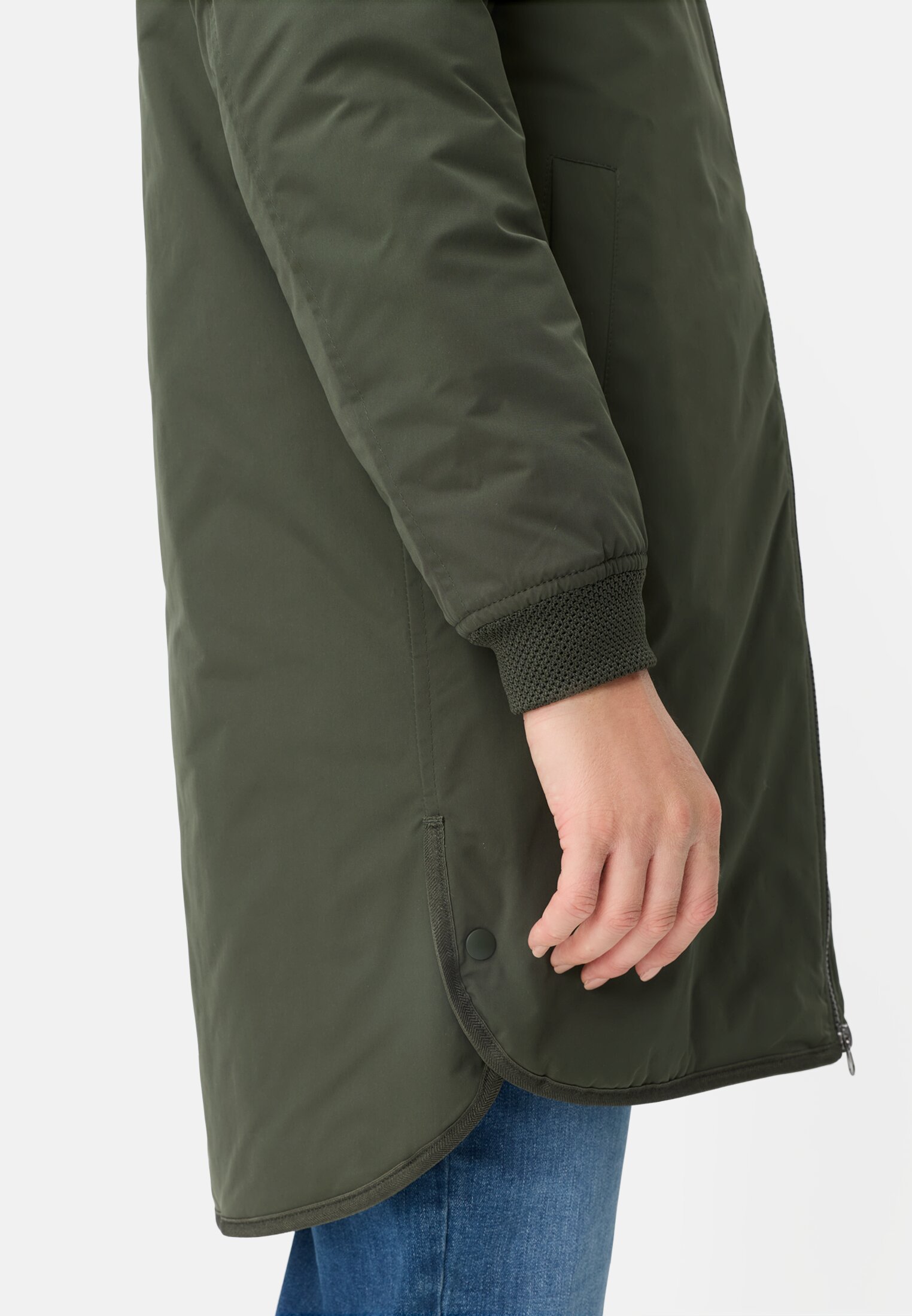 Women Water-repellent coat made of pure polyester Forest Green worn detail close