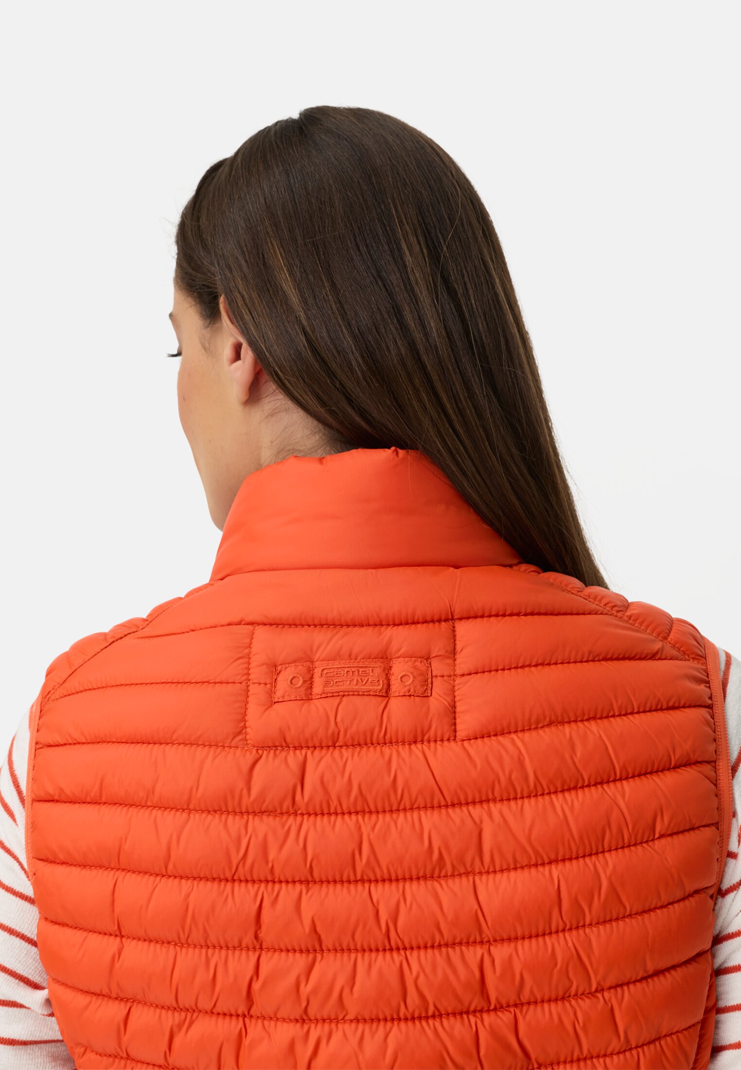 Women Windproof vest with two inner pockets Orange worn detail close