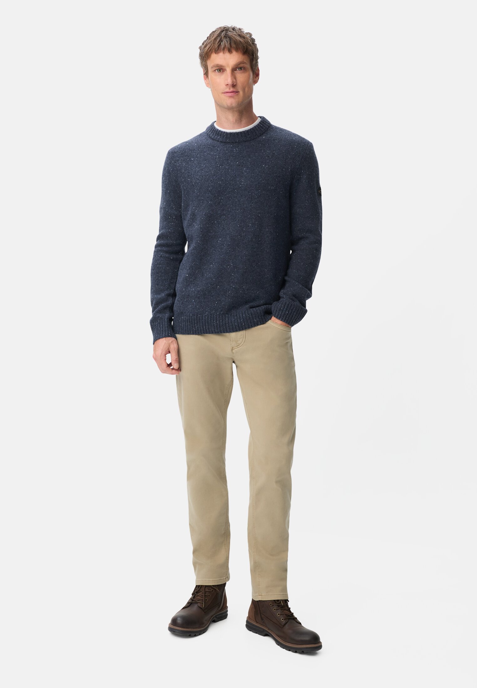 Heren Trui van merinowolmix Navy blauw gedragen voor lichaam compleet