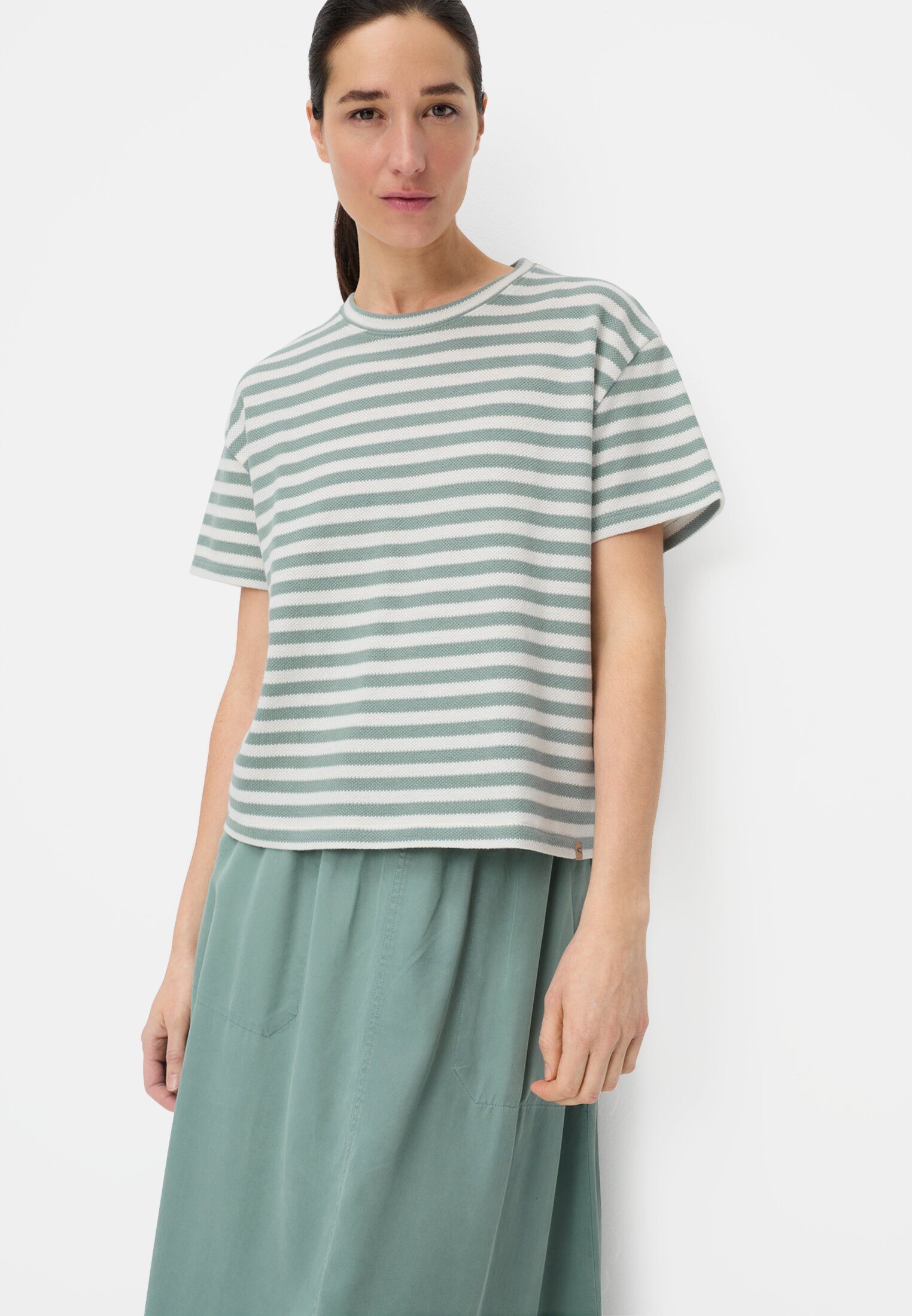 Vrouwen T-shirt met ronde hals Jadeblauw gedragen emotional