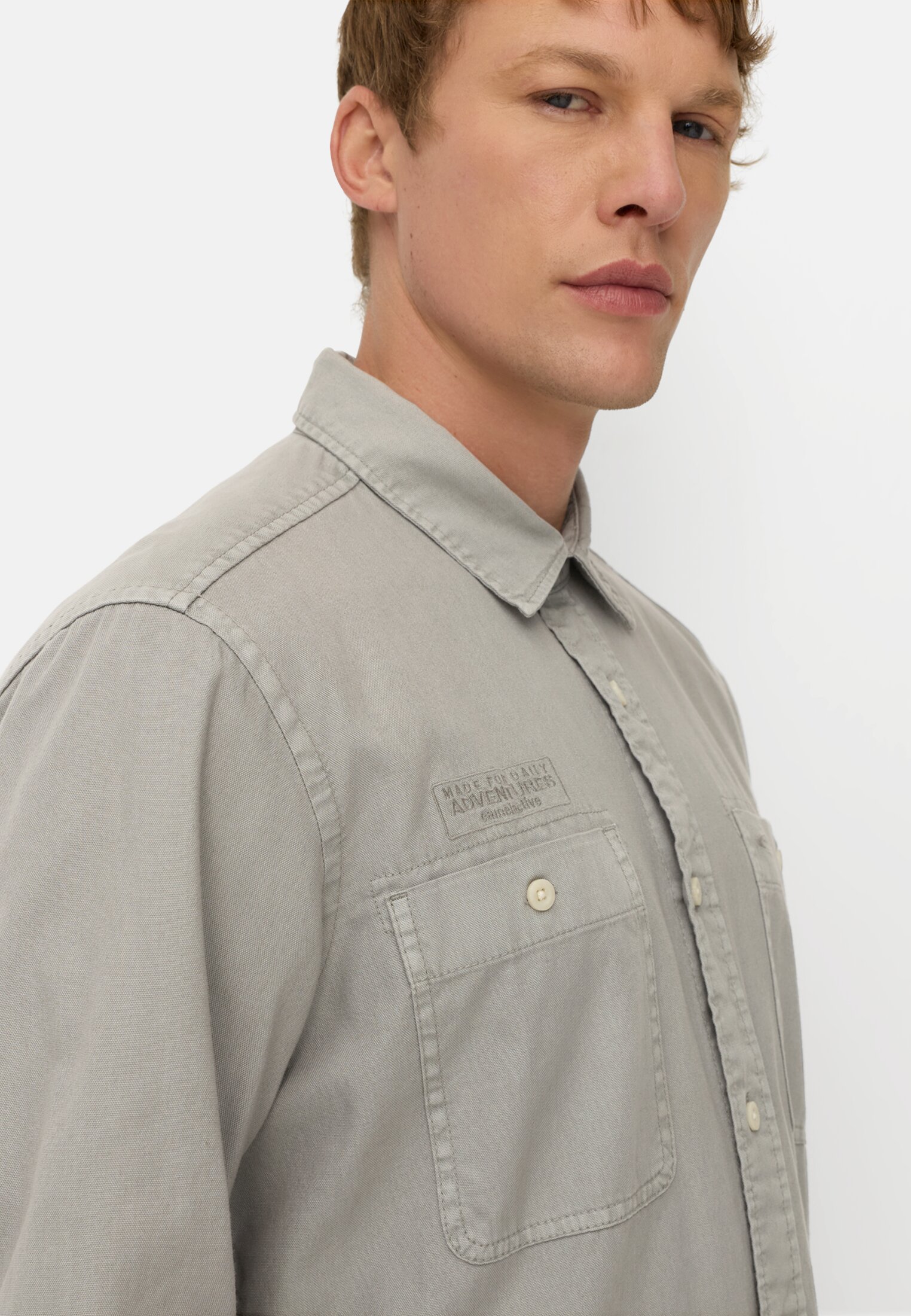 Men Long-sleeve shirt made of sturdy canvas Grey worn detail close