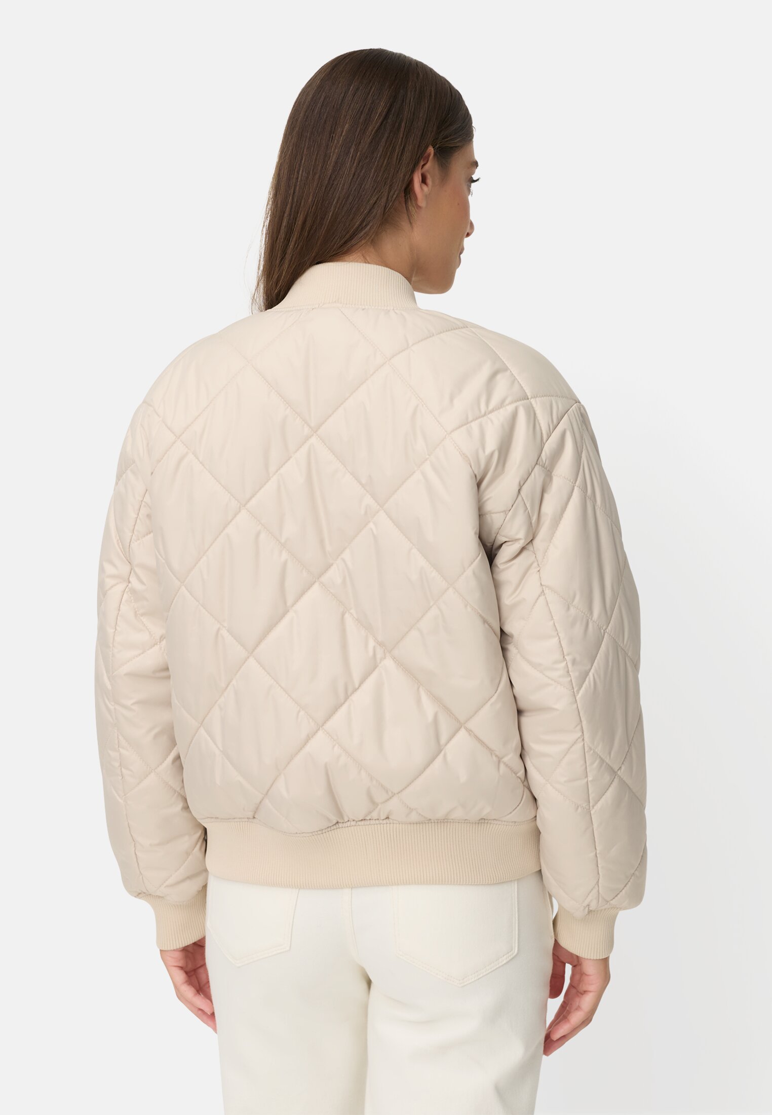 Damen Oversize Bomberjacke mit bedrucktem Futter Hafer getragen hinten
